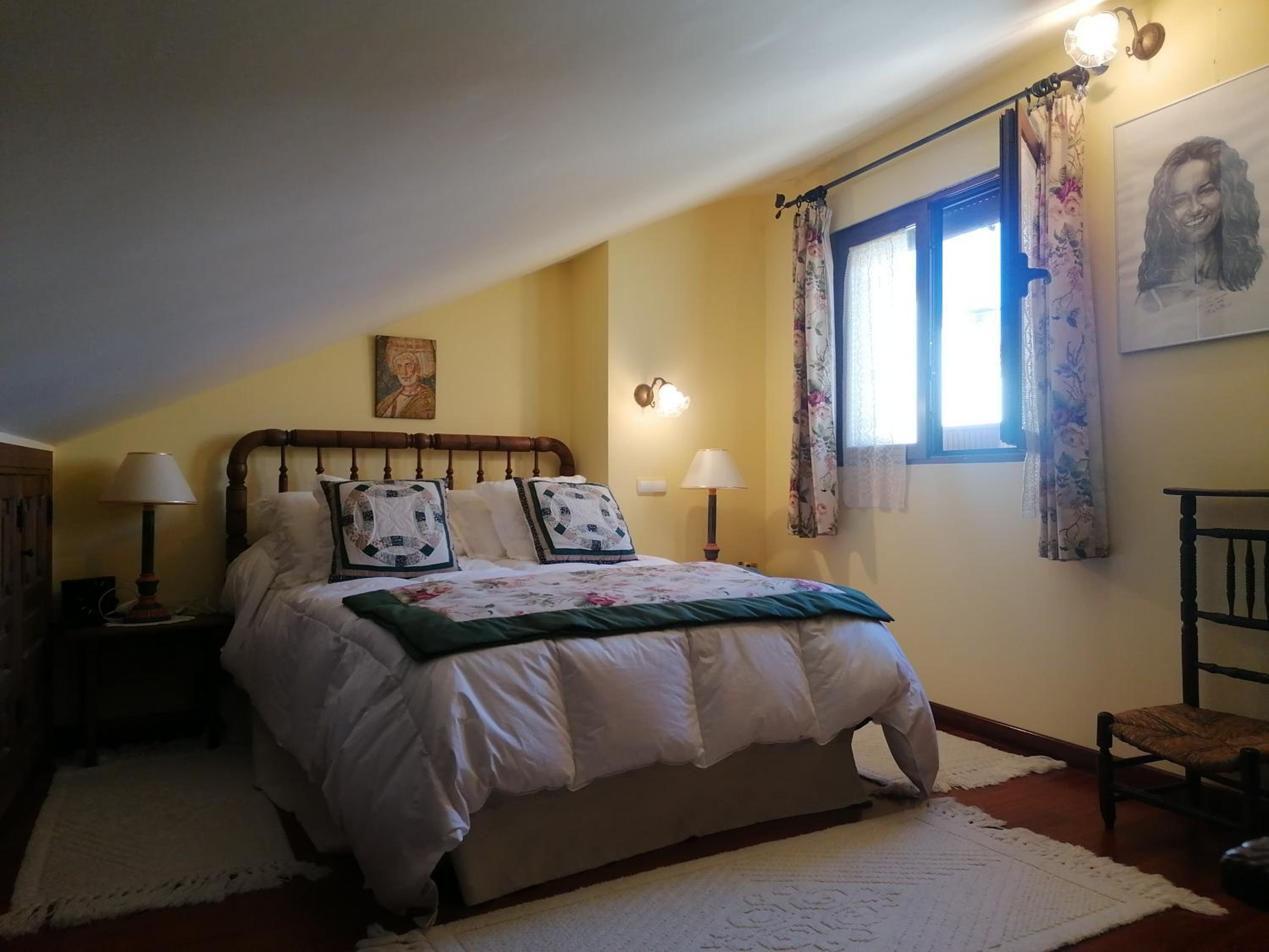Casa de cinco habitaciones