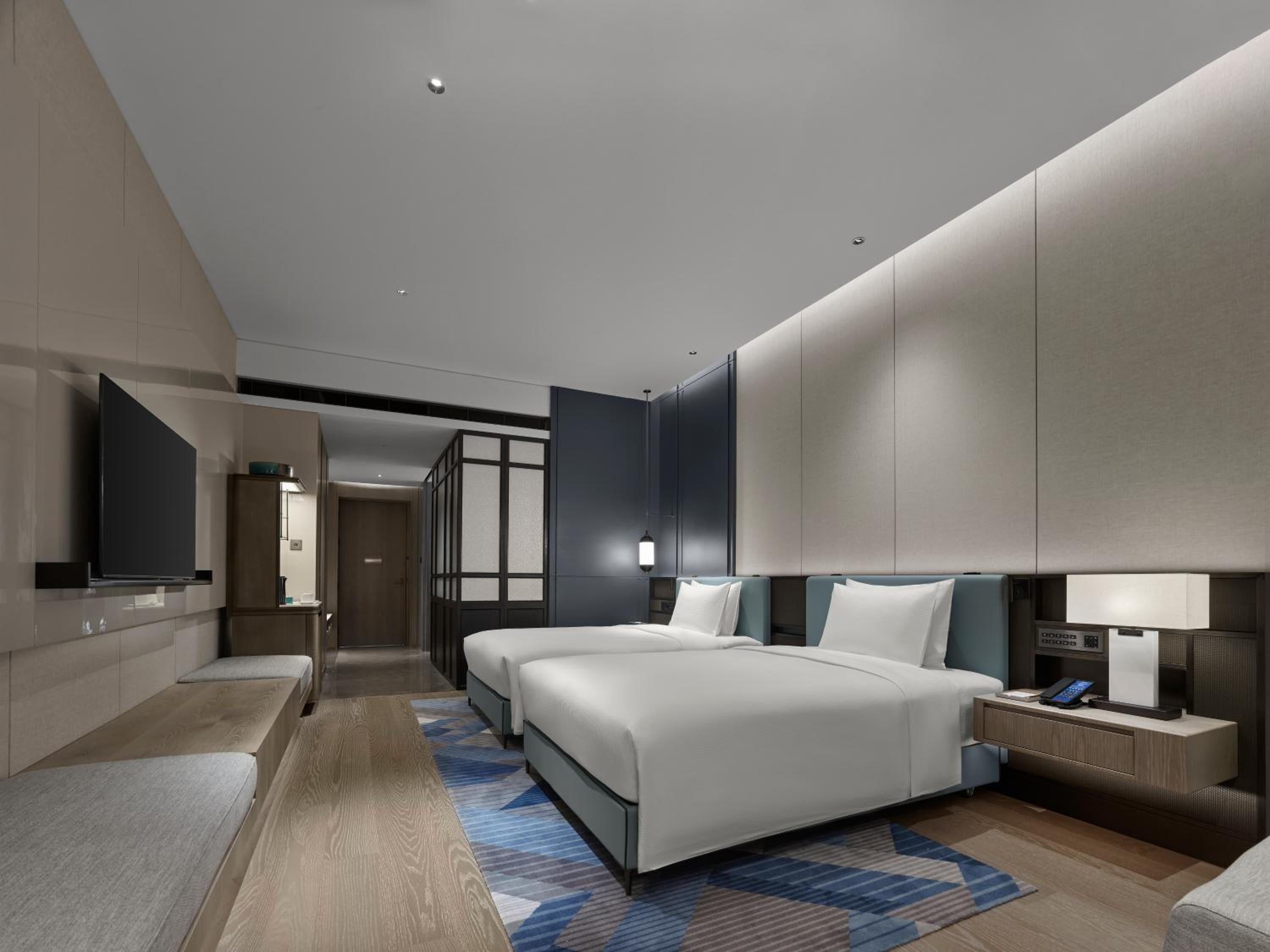 Deluxe Twin Room with Sea View - Photo 5