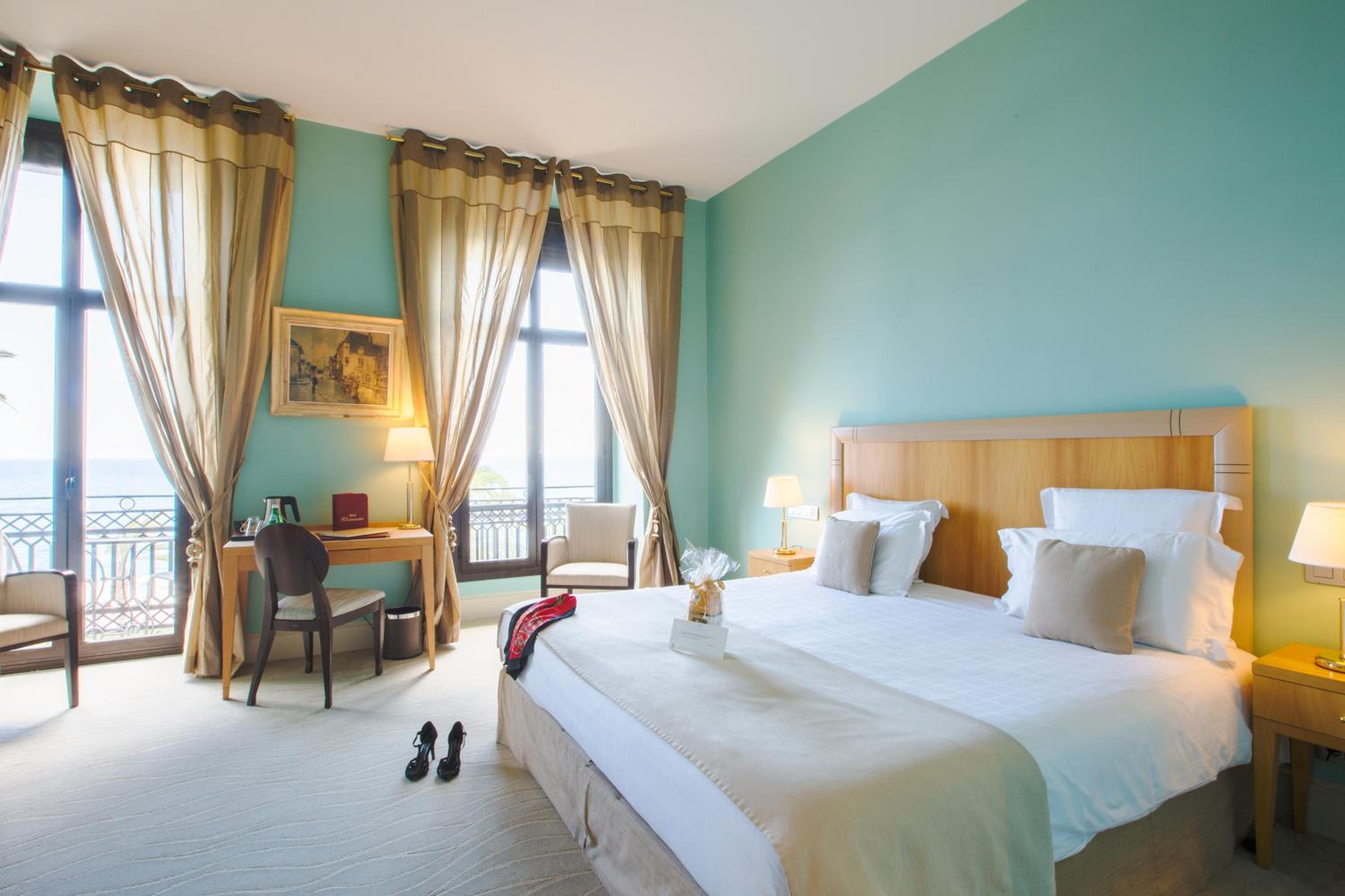 Junior Suite with Sea View - Photo 11