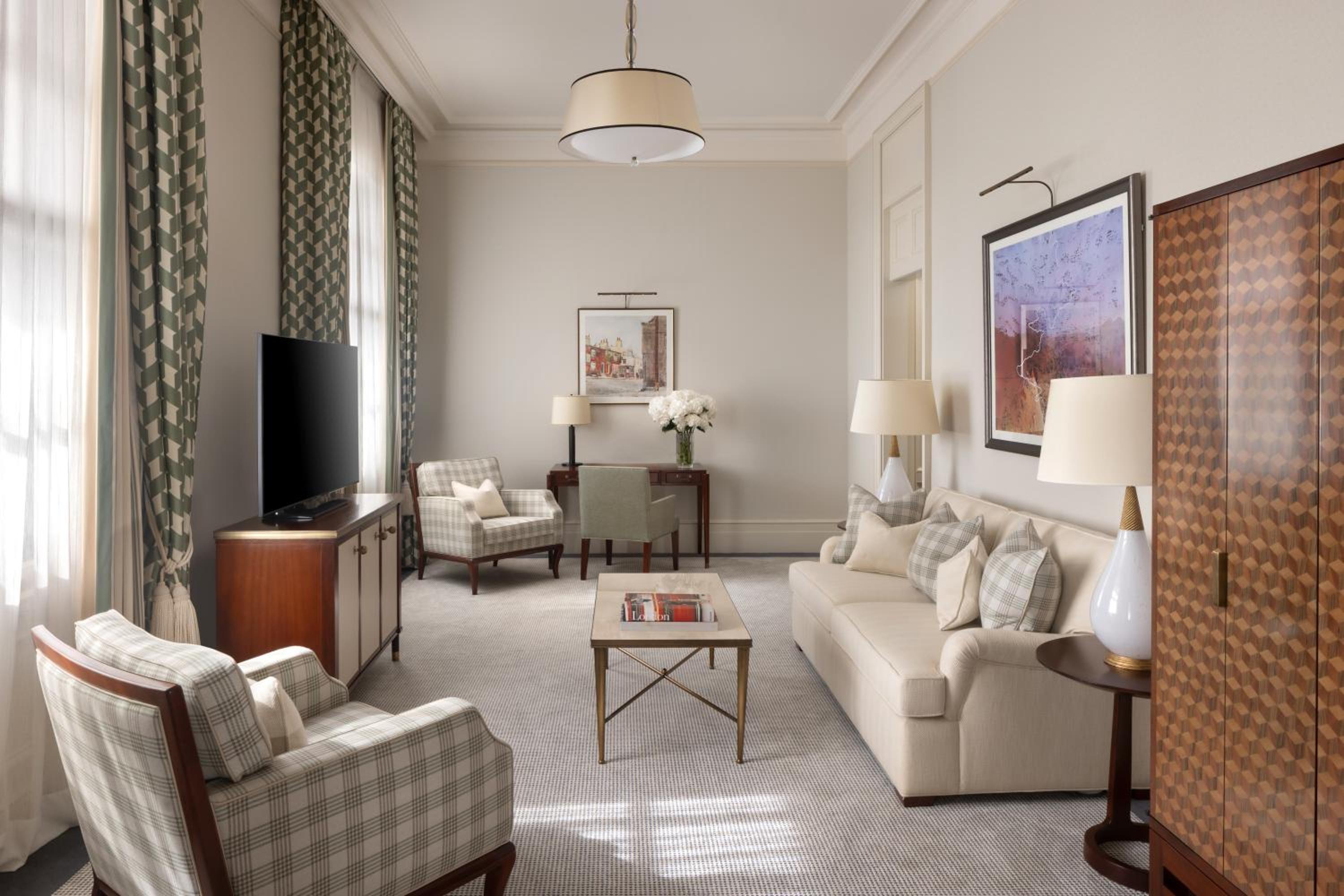Ministerial Suite thumbnail 5