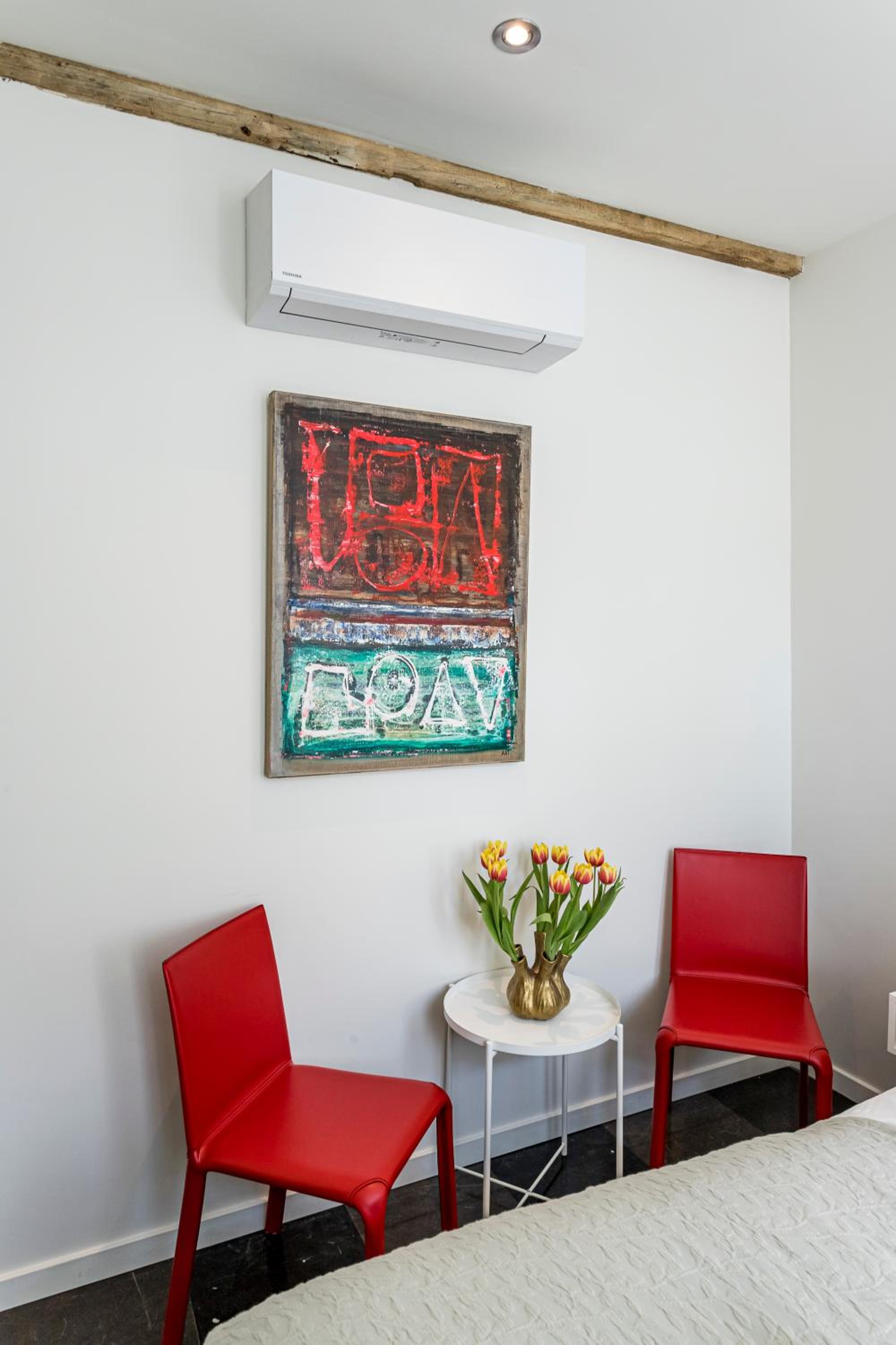 Deluxe King Suite - Photo 9