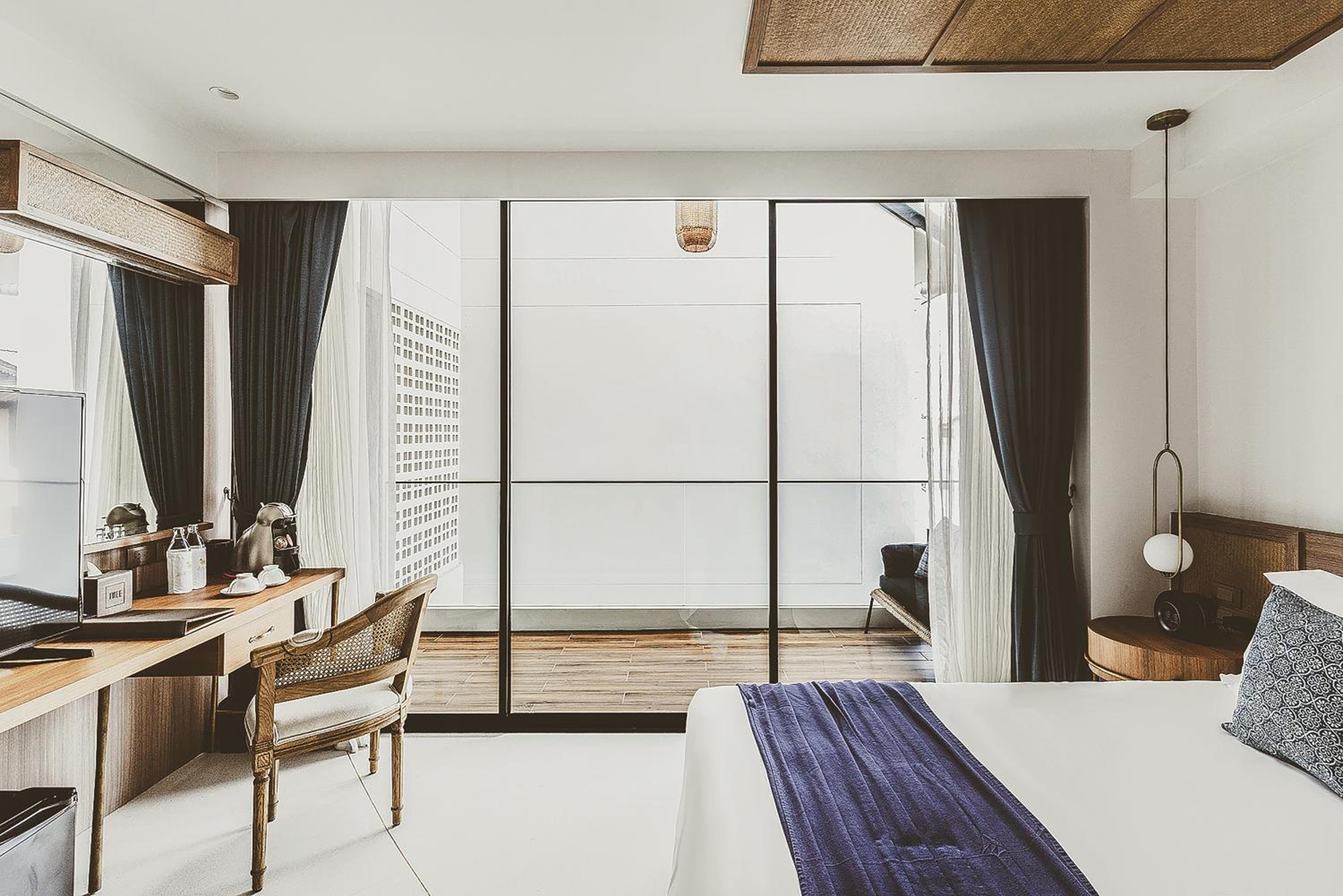 Lanna Grand Deluxe with Bathtub  - Photo 10