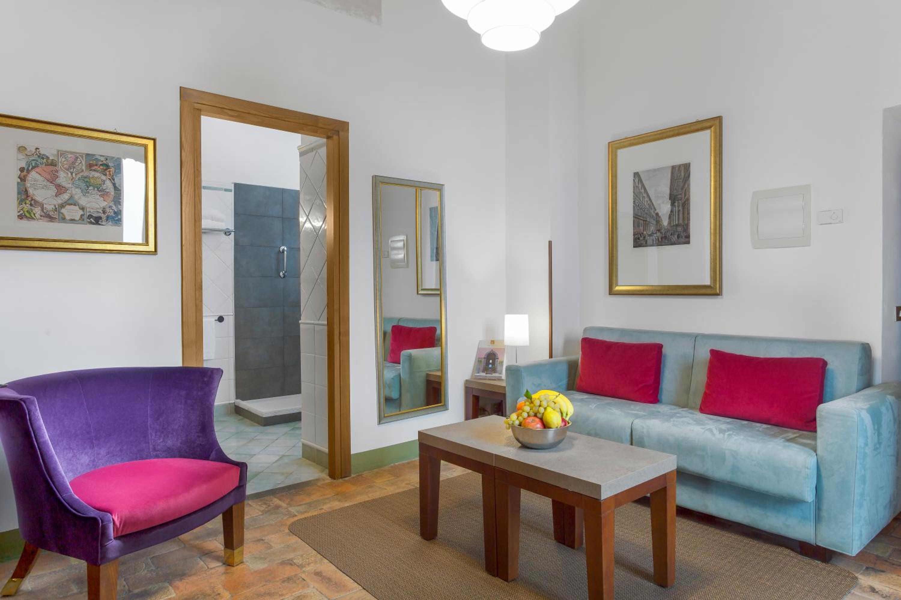 One-Bedroom Apartment - Photo 5
