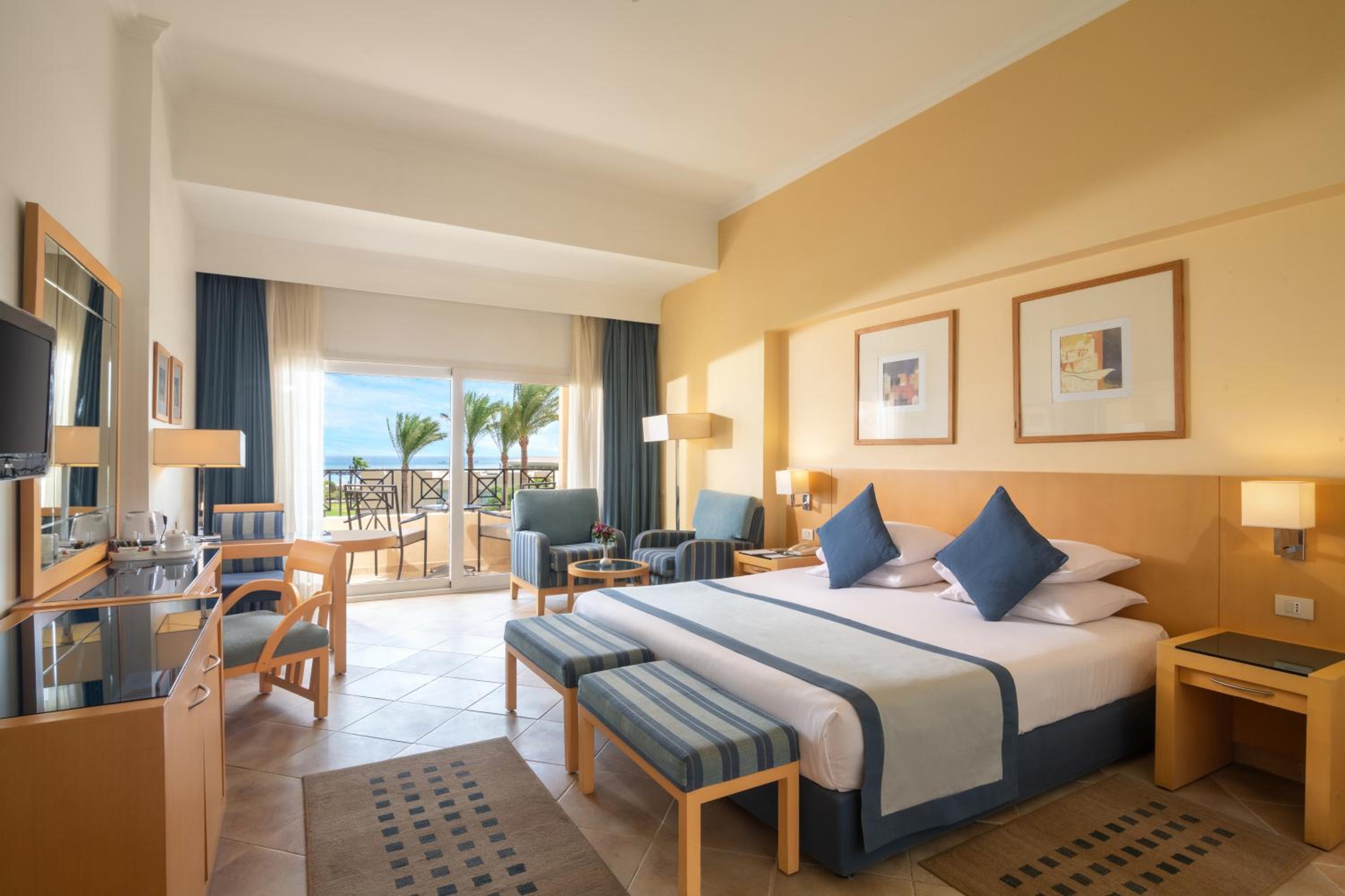 Standard Room with Sea View photo 1