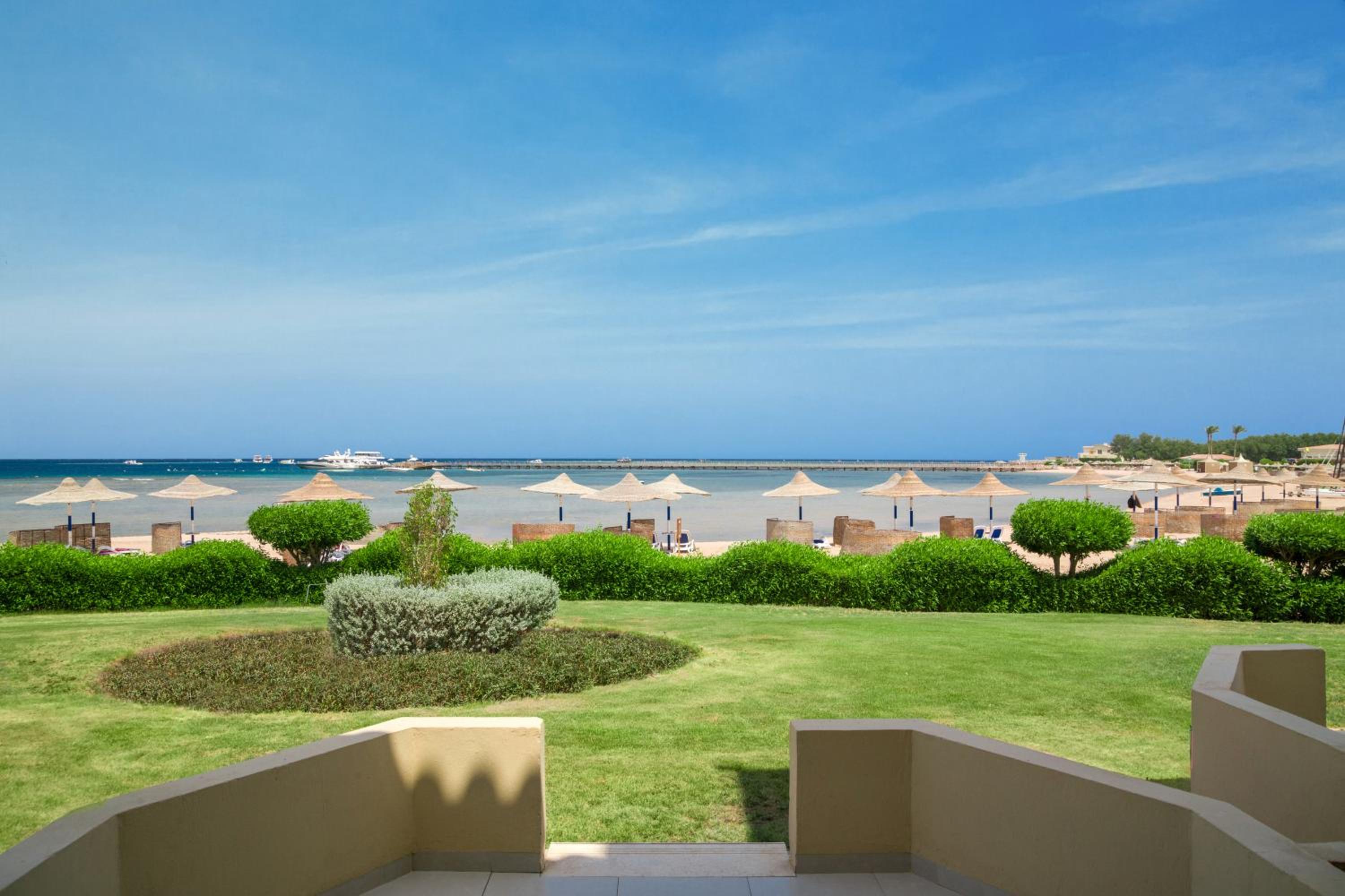 Standard Room with Sea View photo 3
