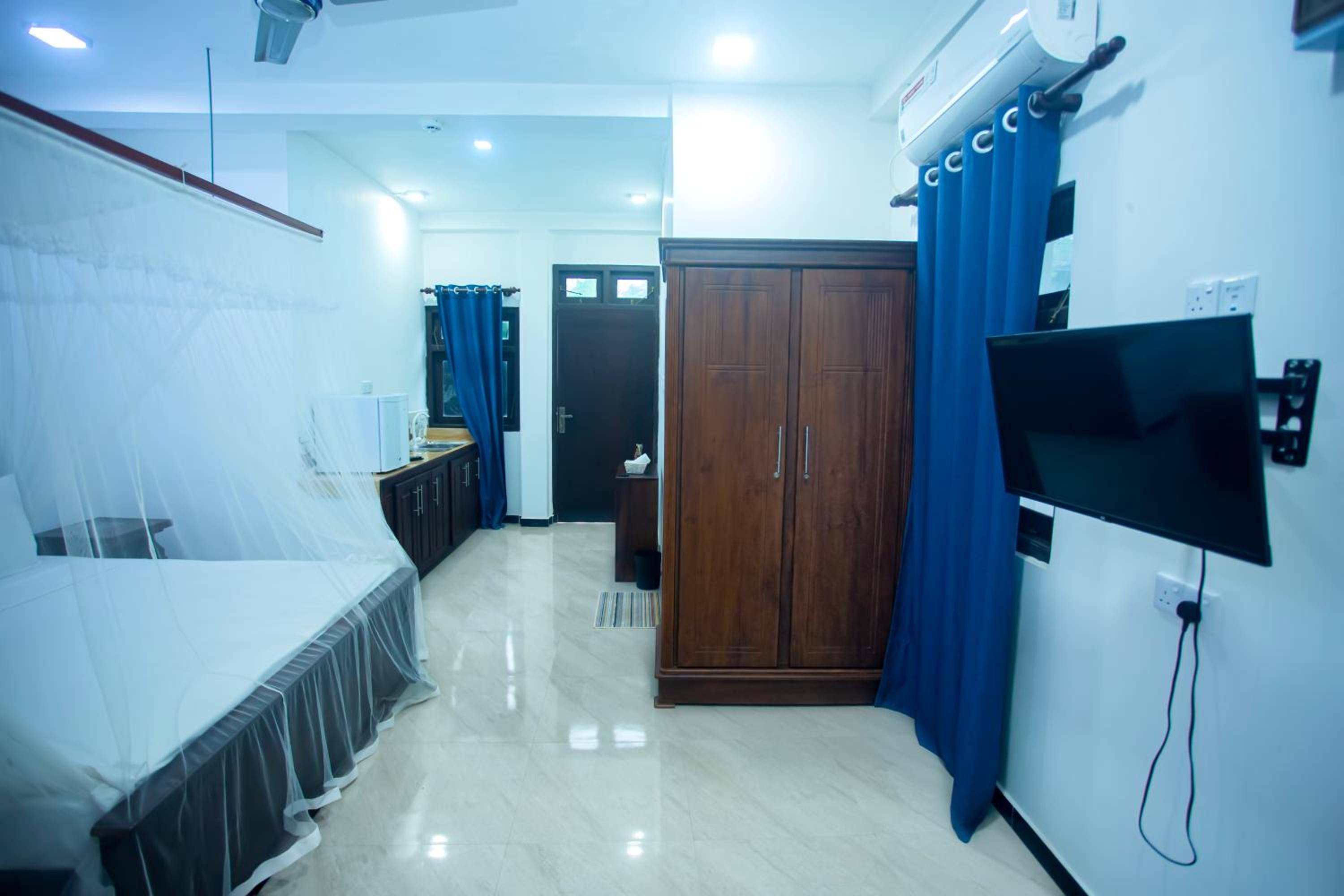 Apartment with Balcony