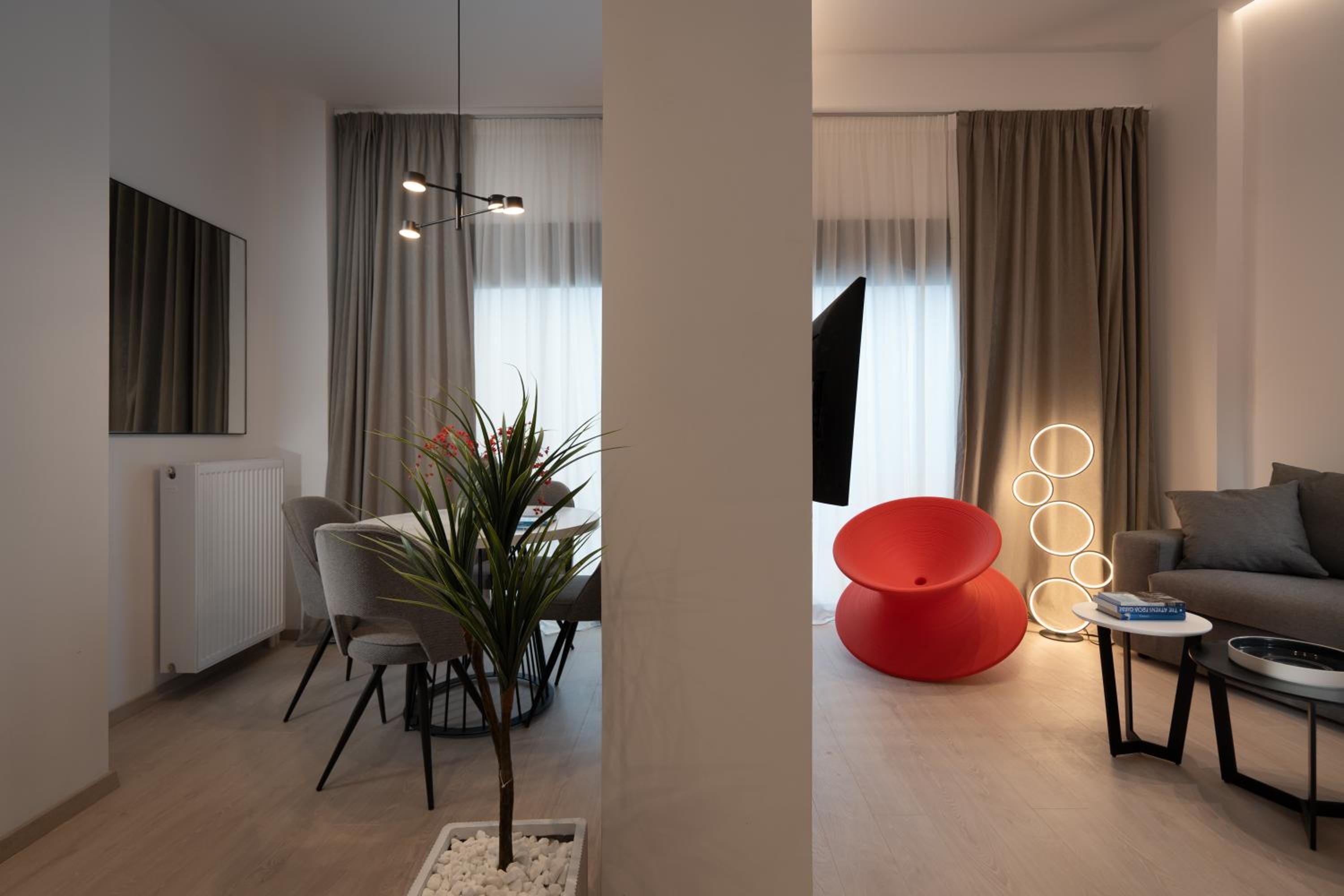 Deluxe Two-Bedroom Apartment with Garden View