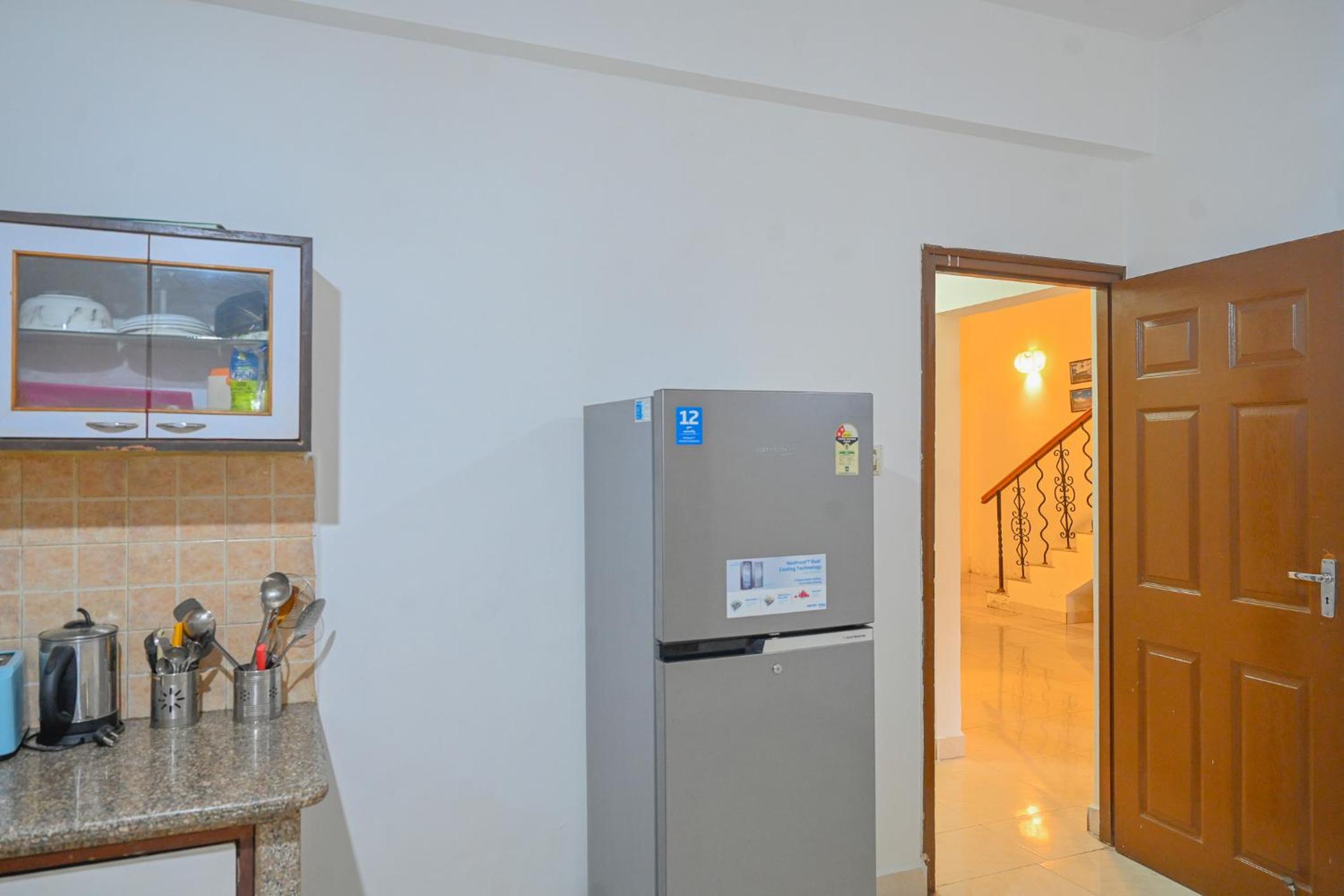 Three-Bedroom Villa photo 3