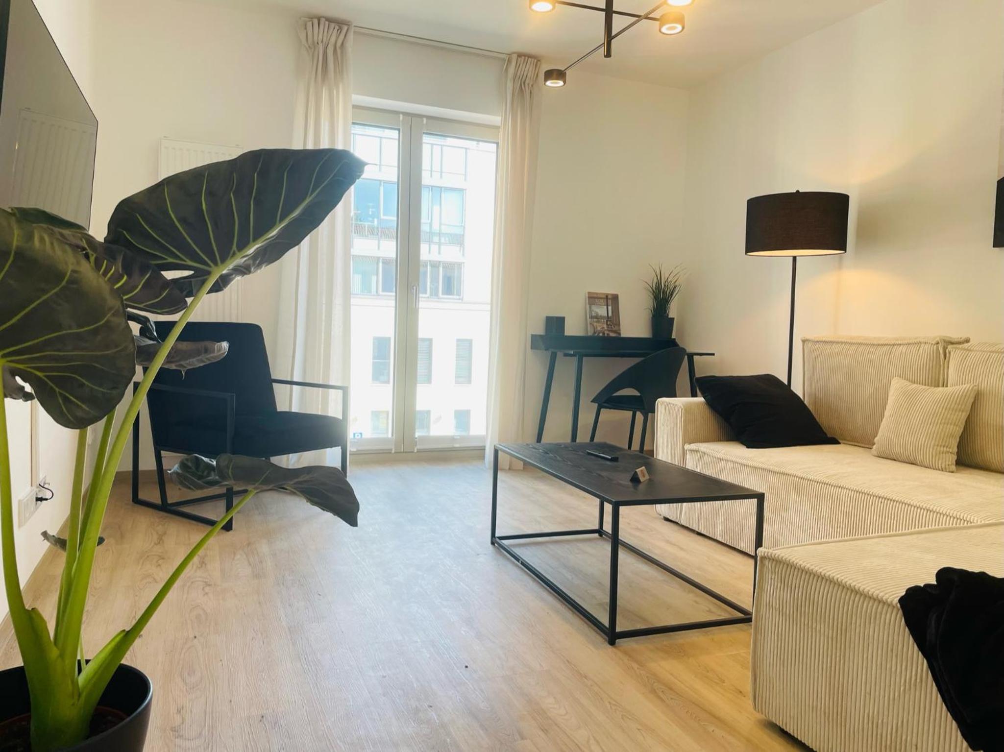 Apartment with Balcony photo 1