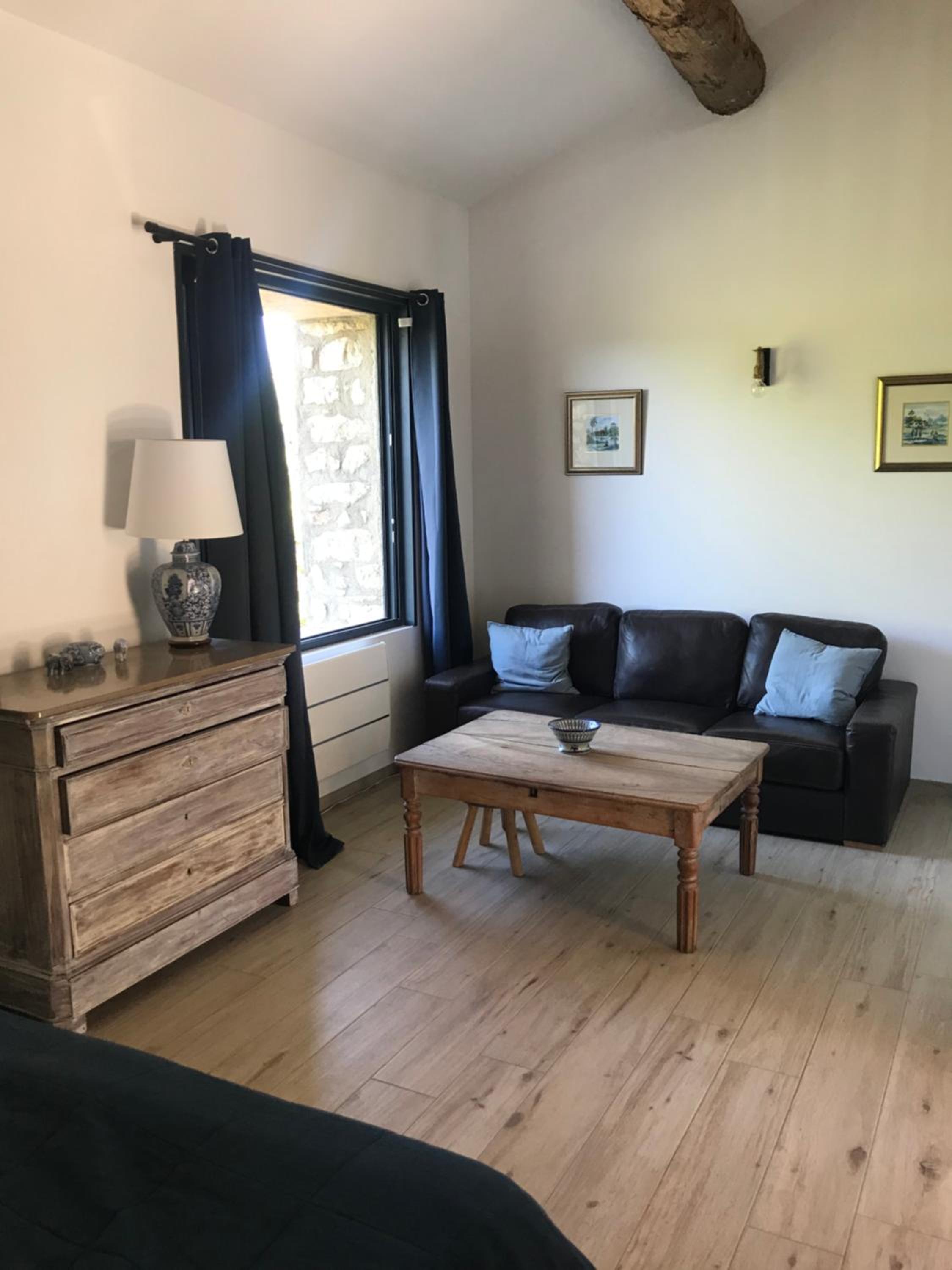 Superior Double or Twin Room with Garden View - Photo 3