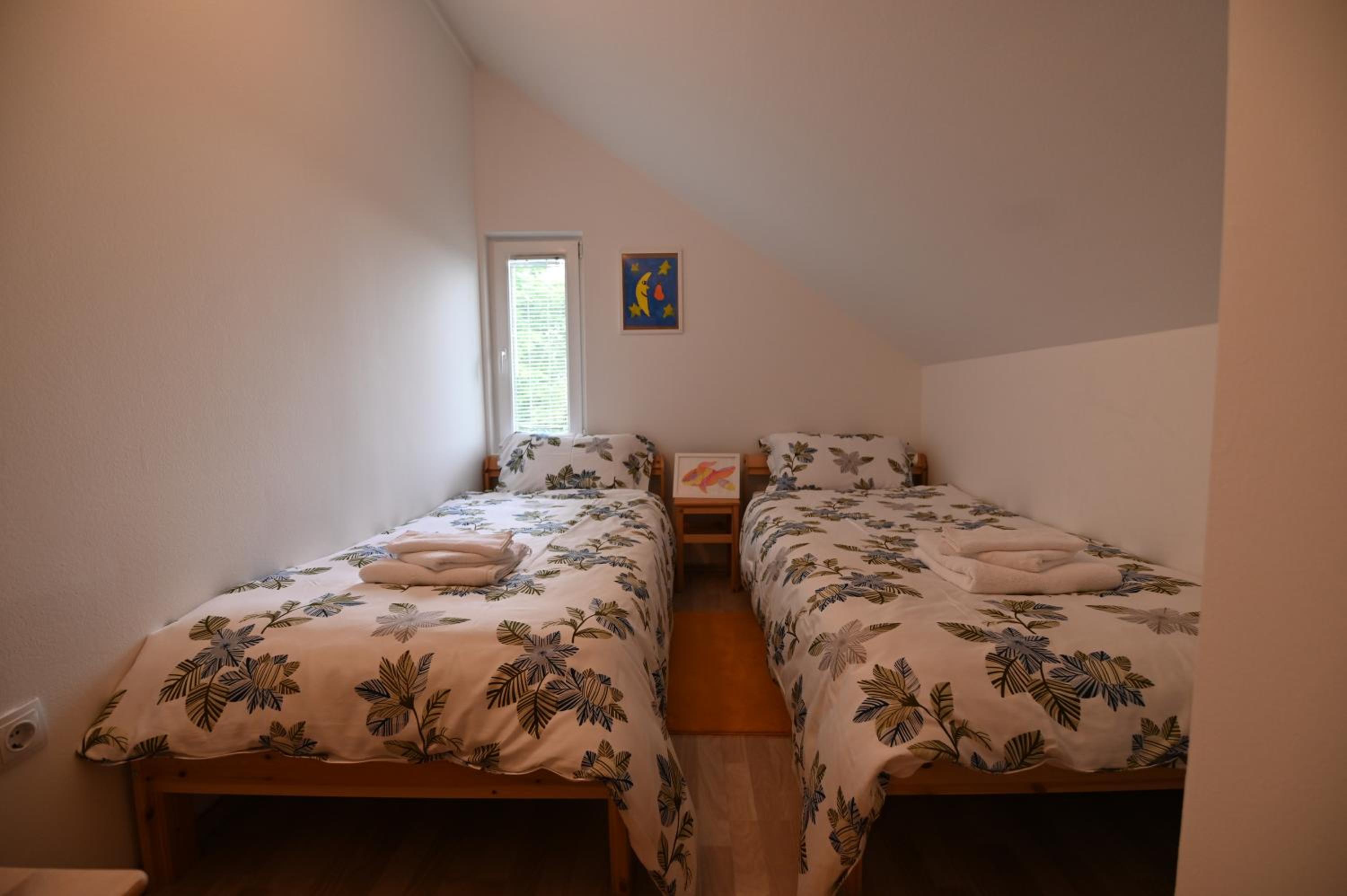 Four-Bedroom House photo 1