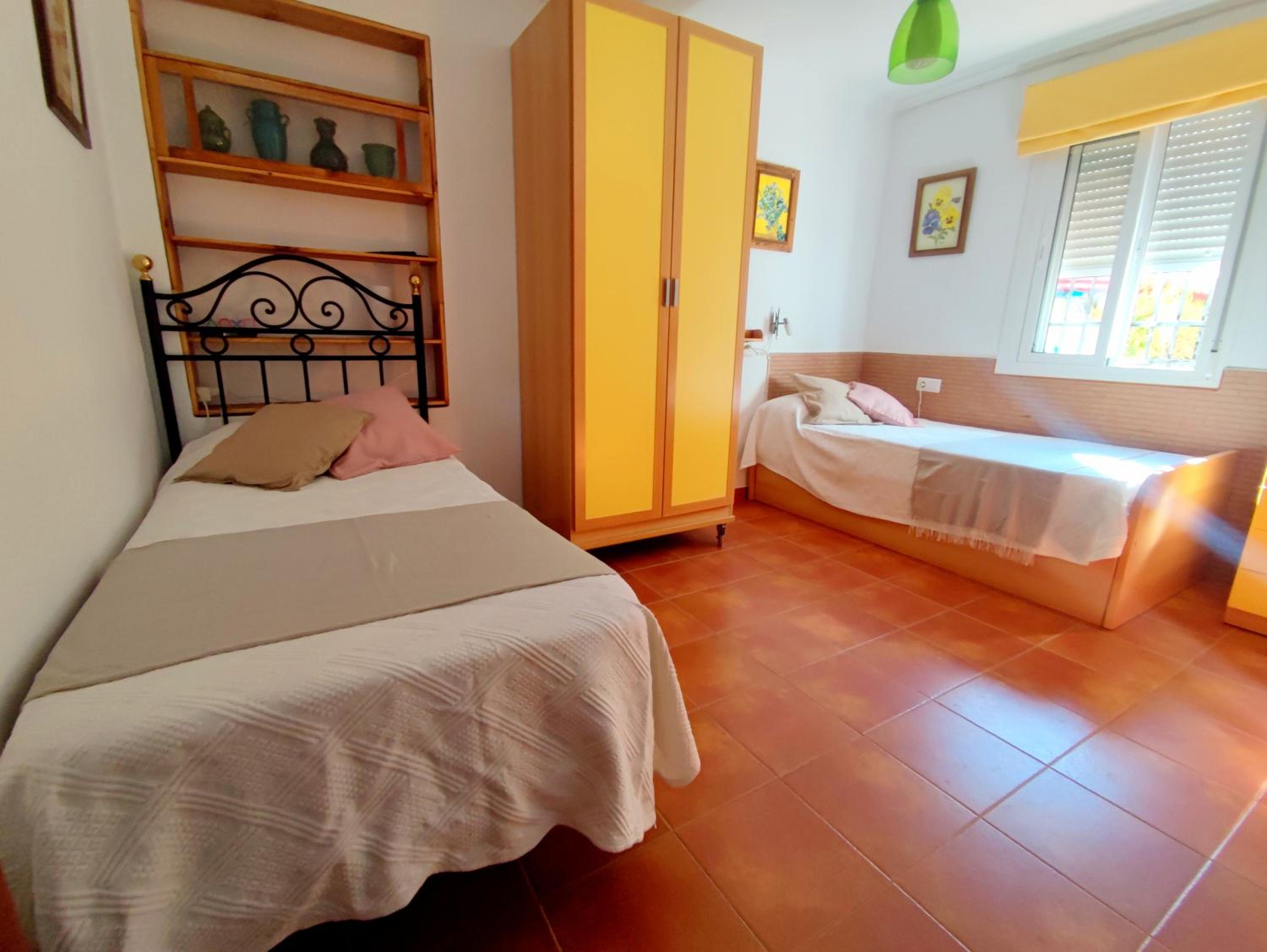 Casa de cuatro habitaciones