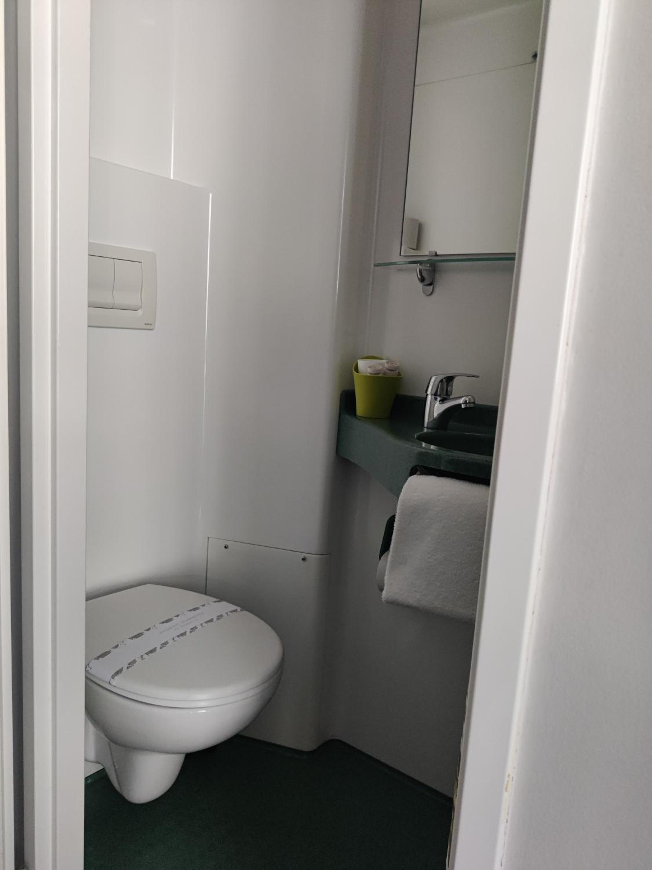 Standard Single Room - 30 ft² photo 3