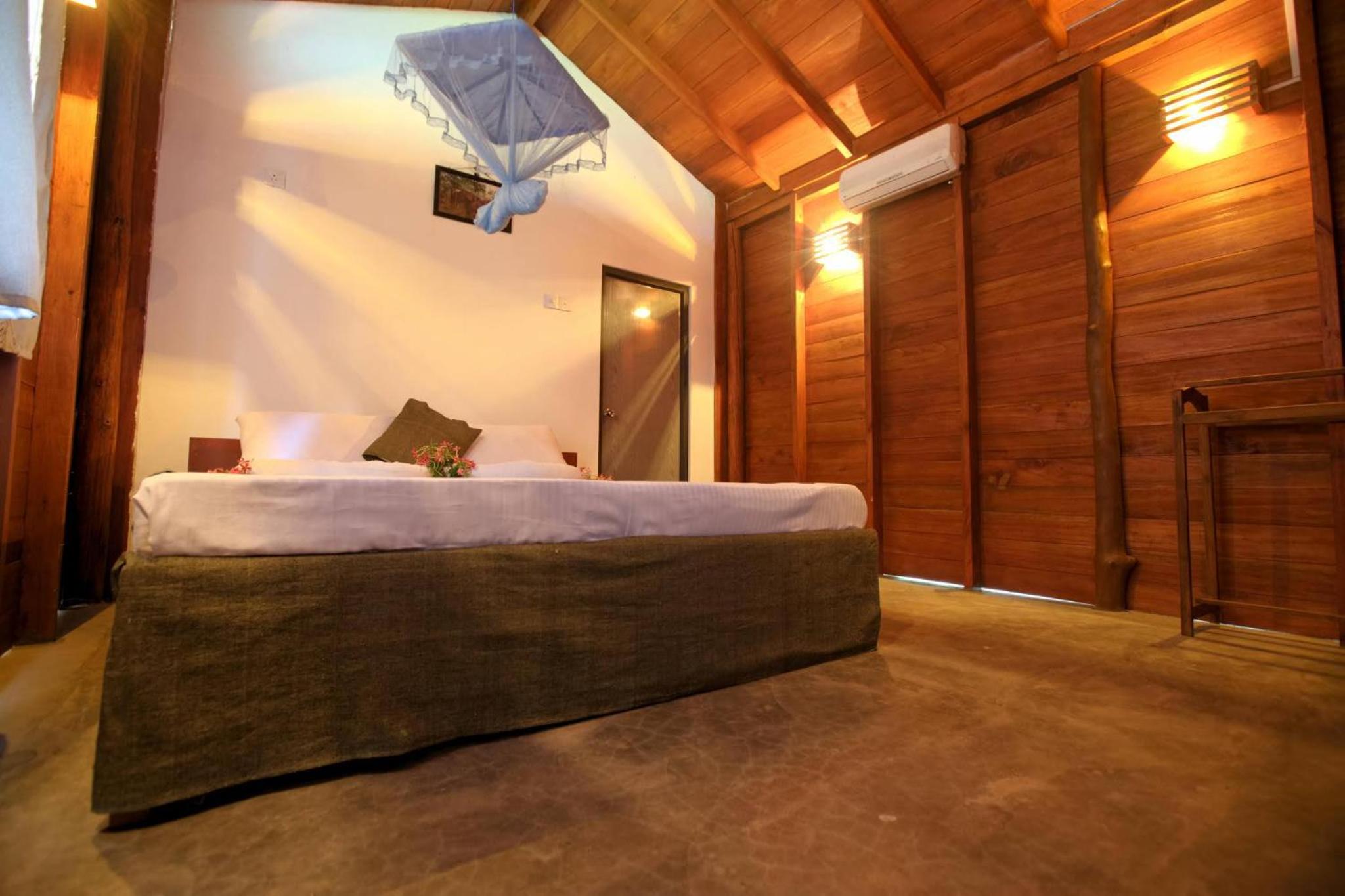 Deluxe Double or Twin Room with Pool View photo 2