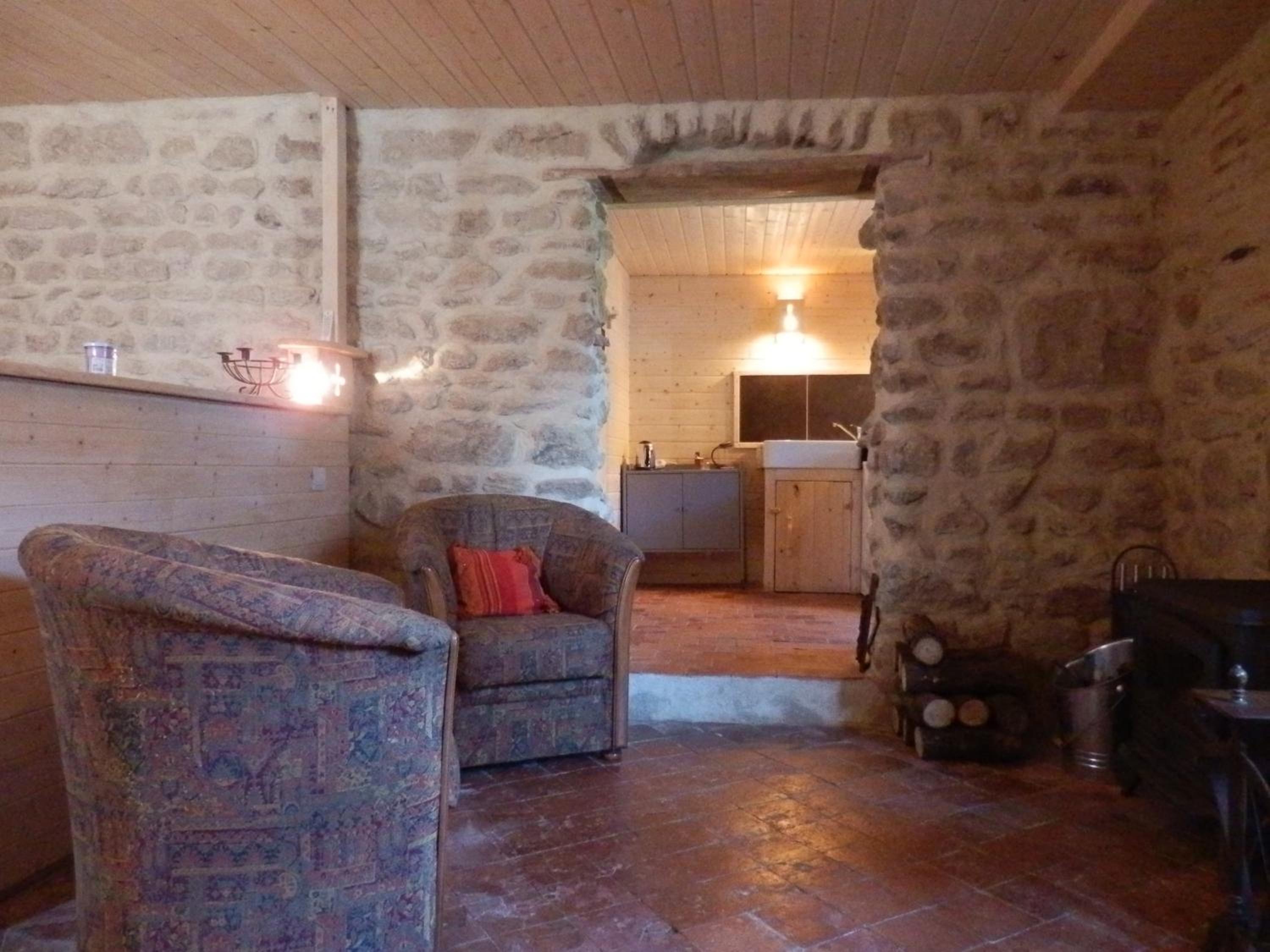 Family Room - Photo 6