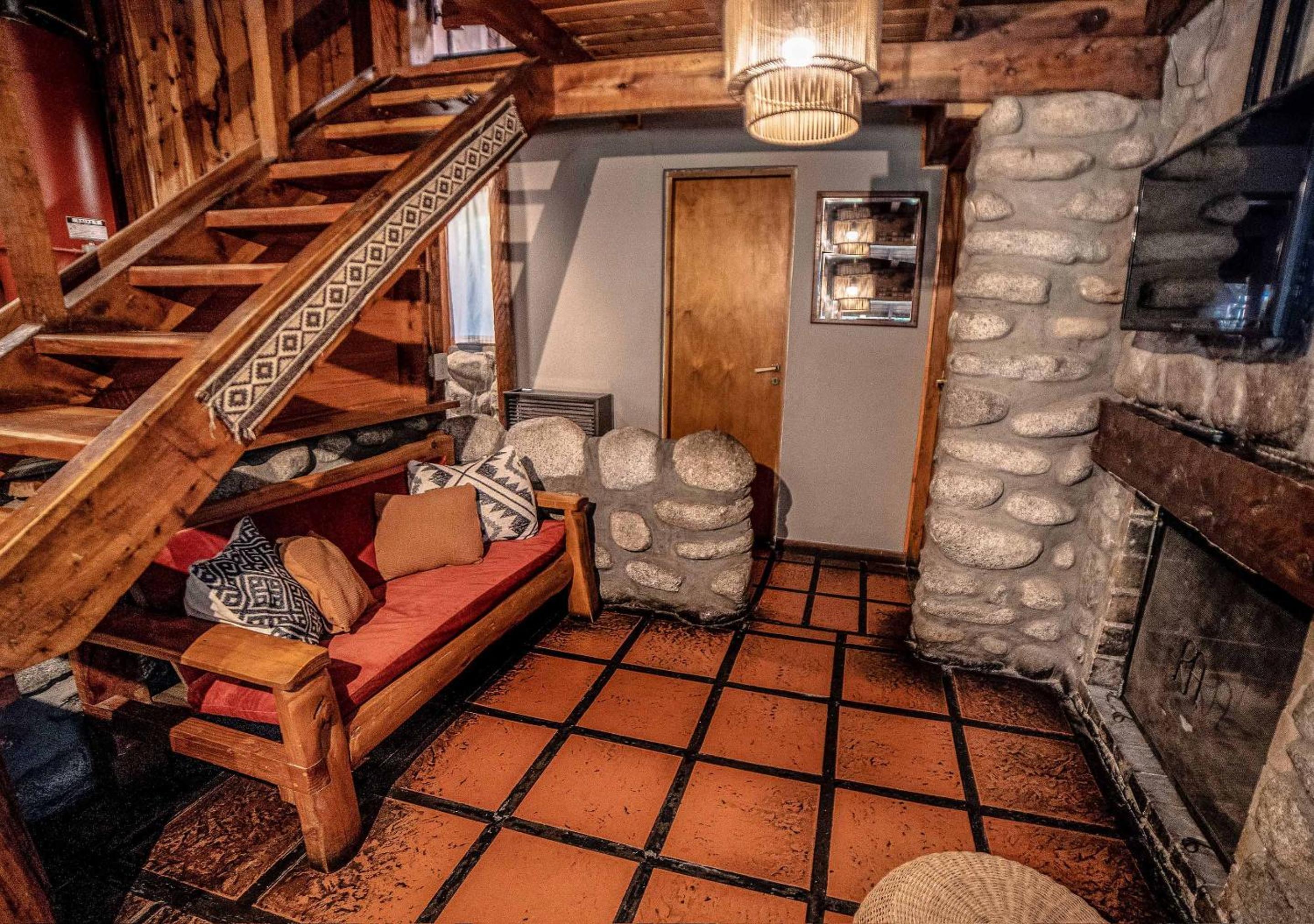 Bungalow (4 Adults)
