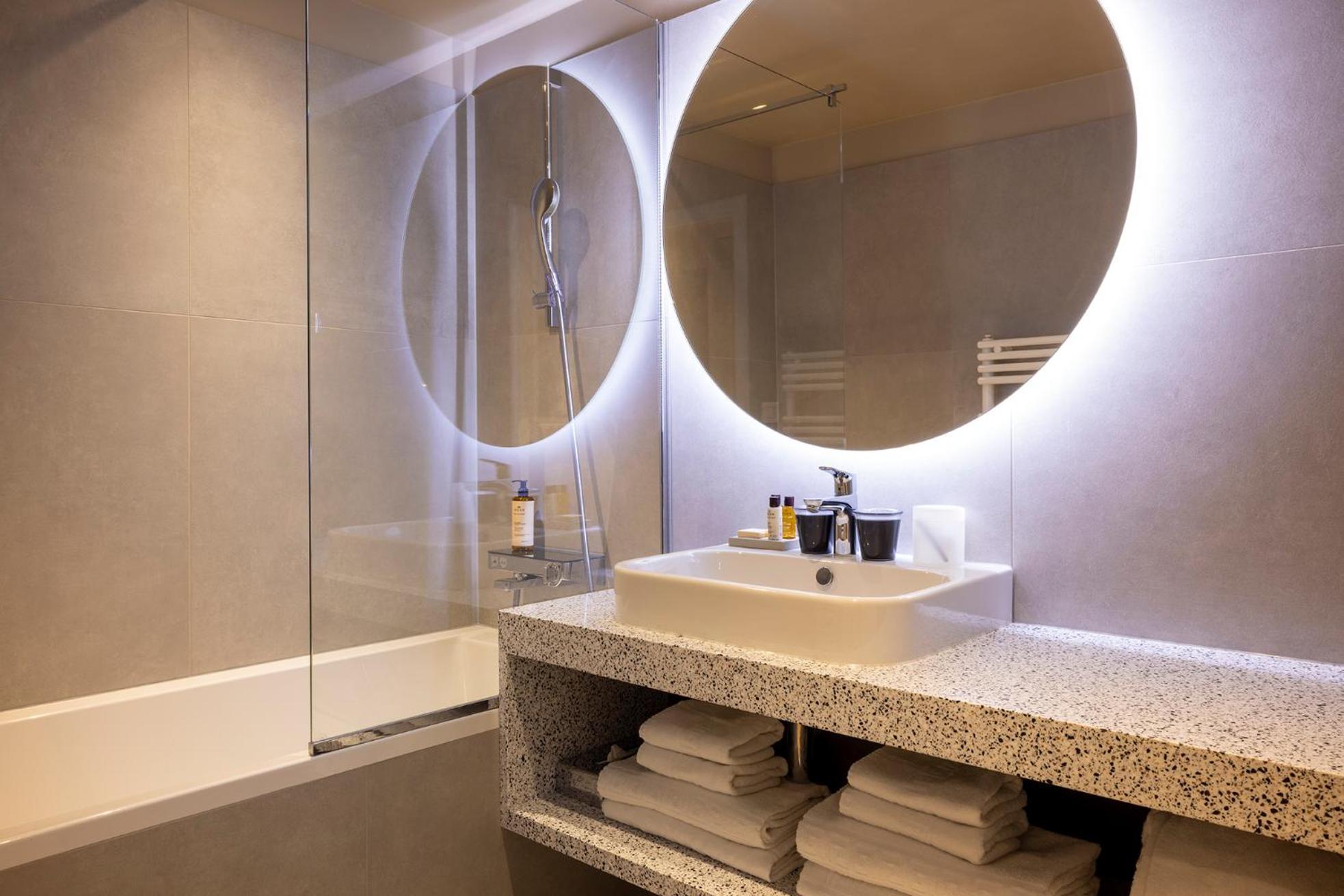 Double Suite - Photo 18