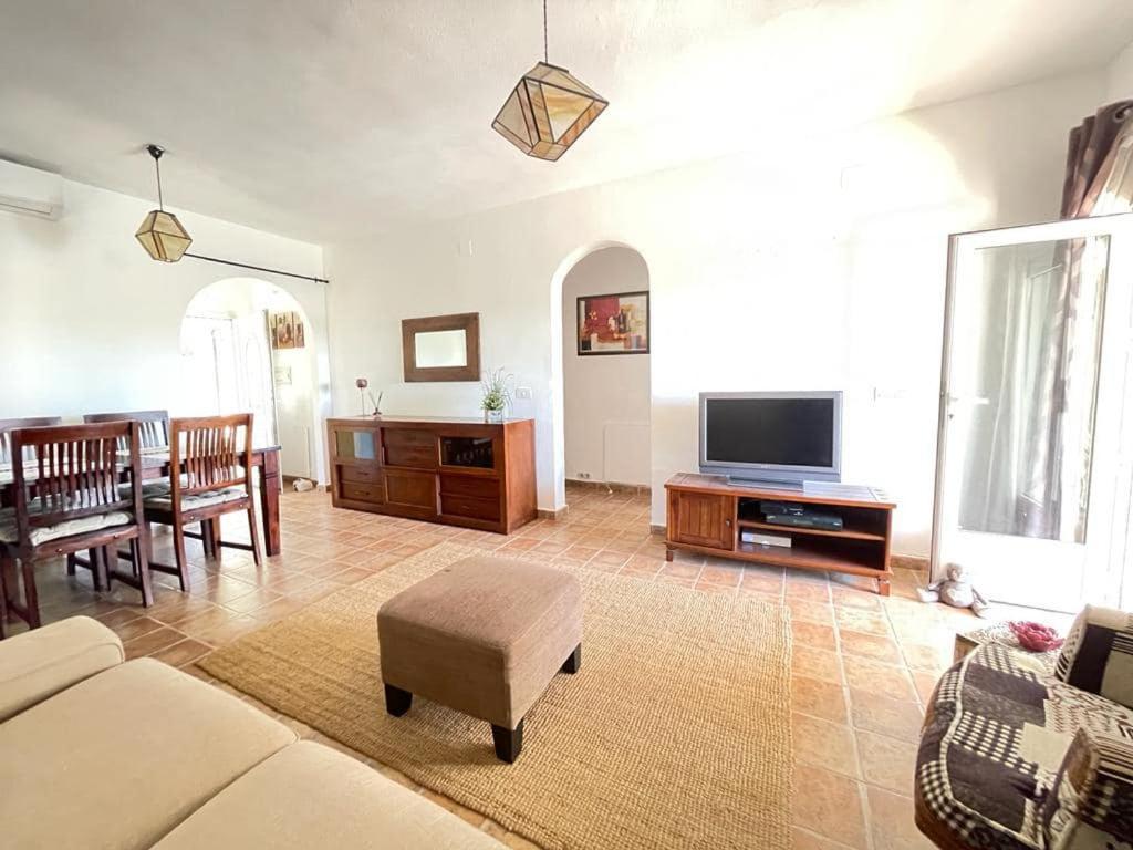 Villa de Tres Habitaciones