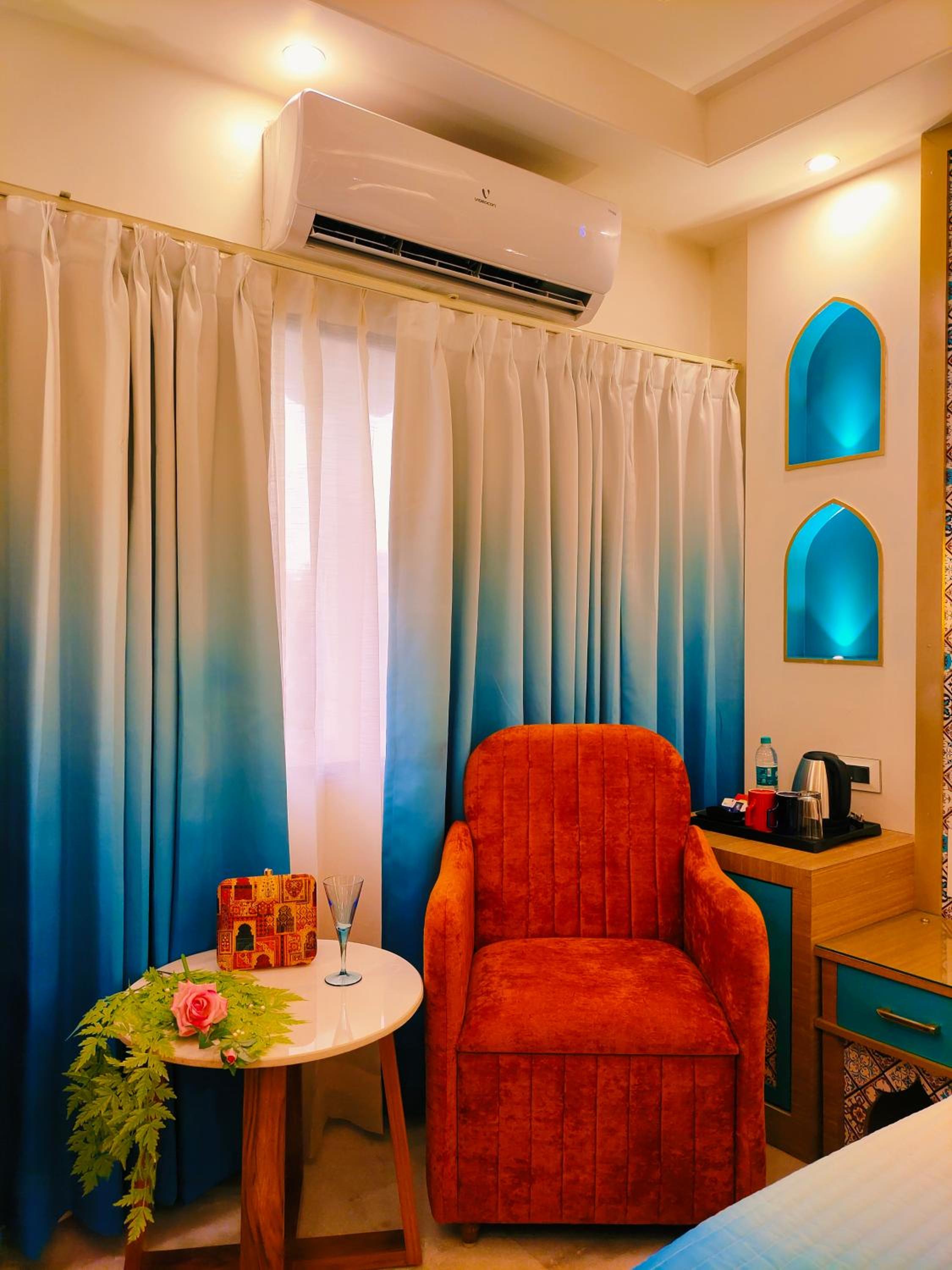 Luxurious Moroccan Theme room with panoramic city view and Designer Bed: Enjoy 10% off on - F&B, Spa, car Hire, Complimentary Welcome Drink & Hi-Tea, Candlelight Dinner & Room Decoration Available  - Photo 15