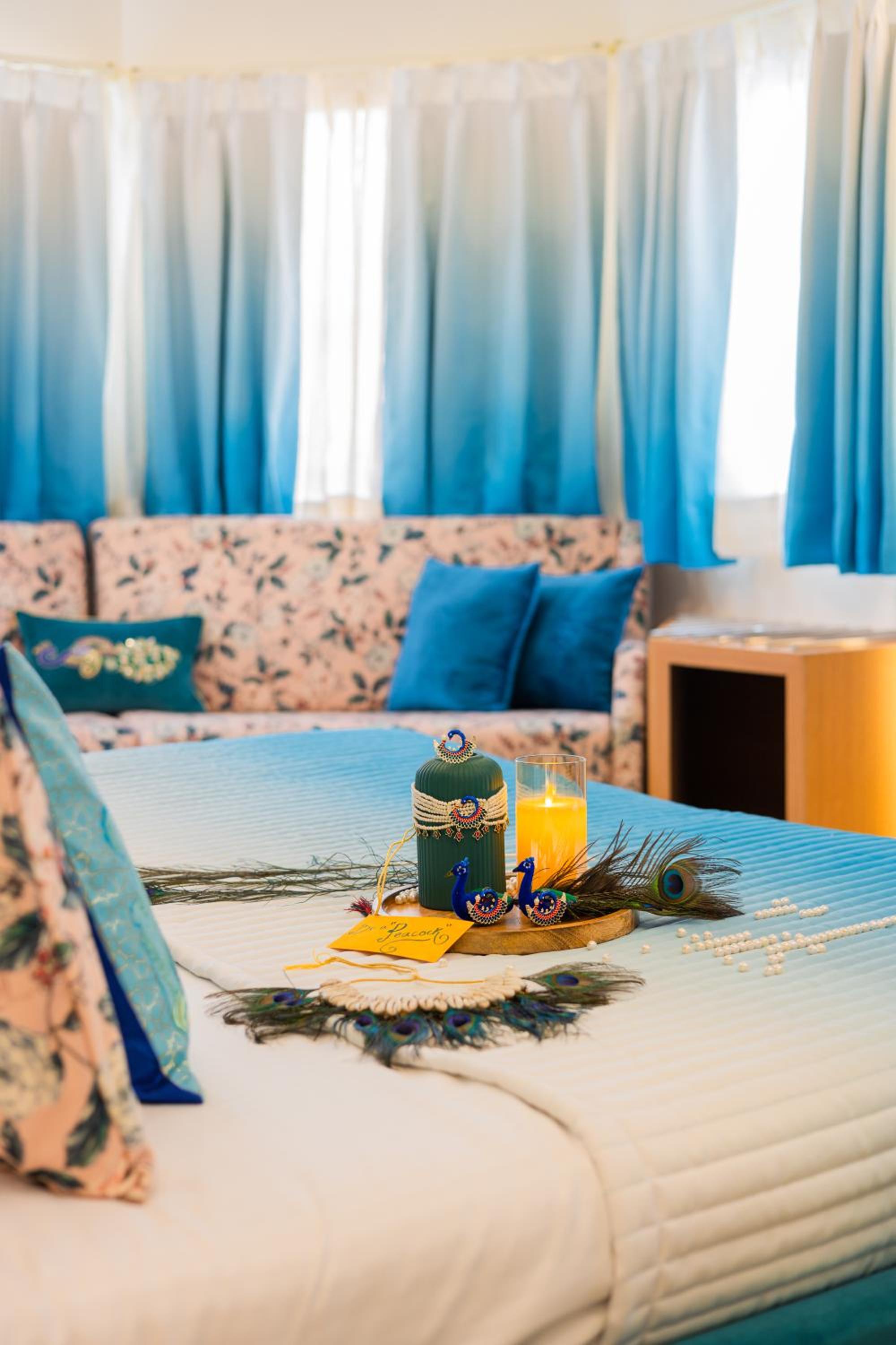 Peacock Theme Designer Room with 240 degree City view and Beautiful Peacock Bed: Enjoy 10% off on - F&B, Spa, car Hire, Complimentary Welcome Drink & Hi-Tea, Candlelight Dinner & Room Decoration Available  - Photo 22