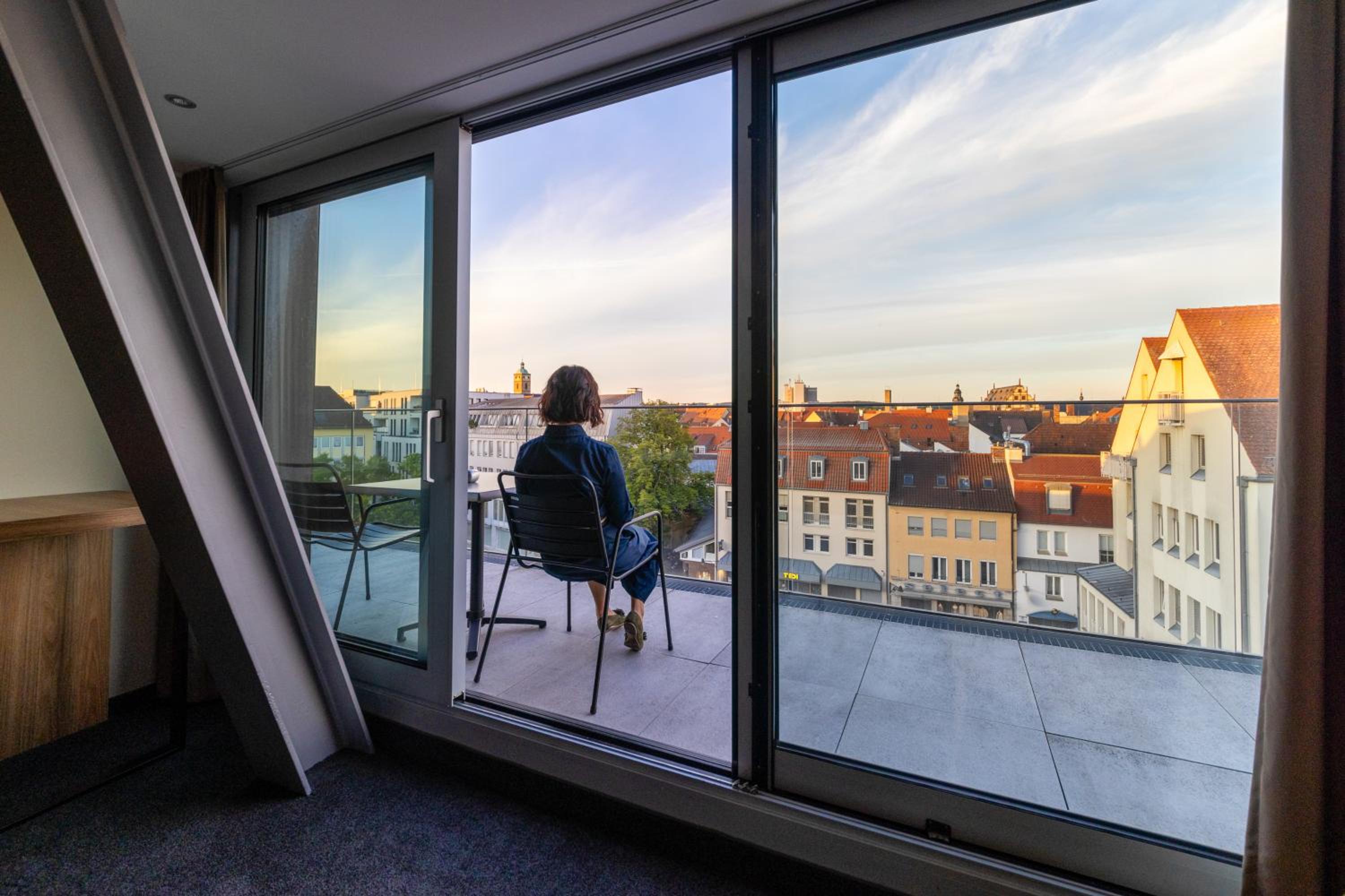 Rooftop Room - Photo 3