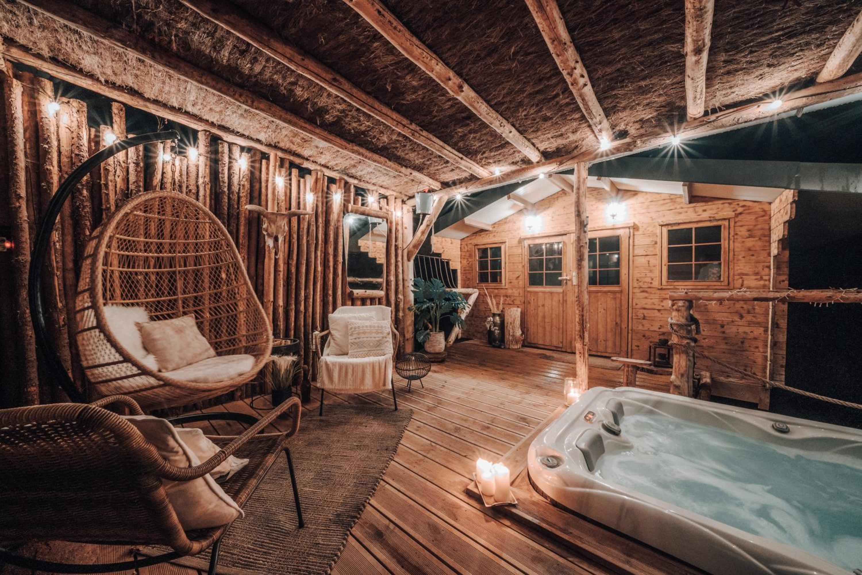 One-Bedroom Chalet - Photo 12