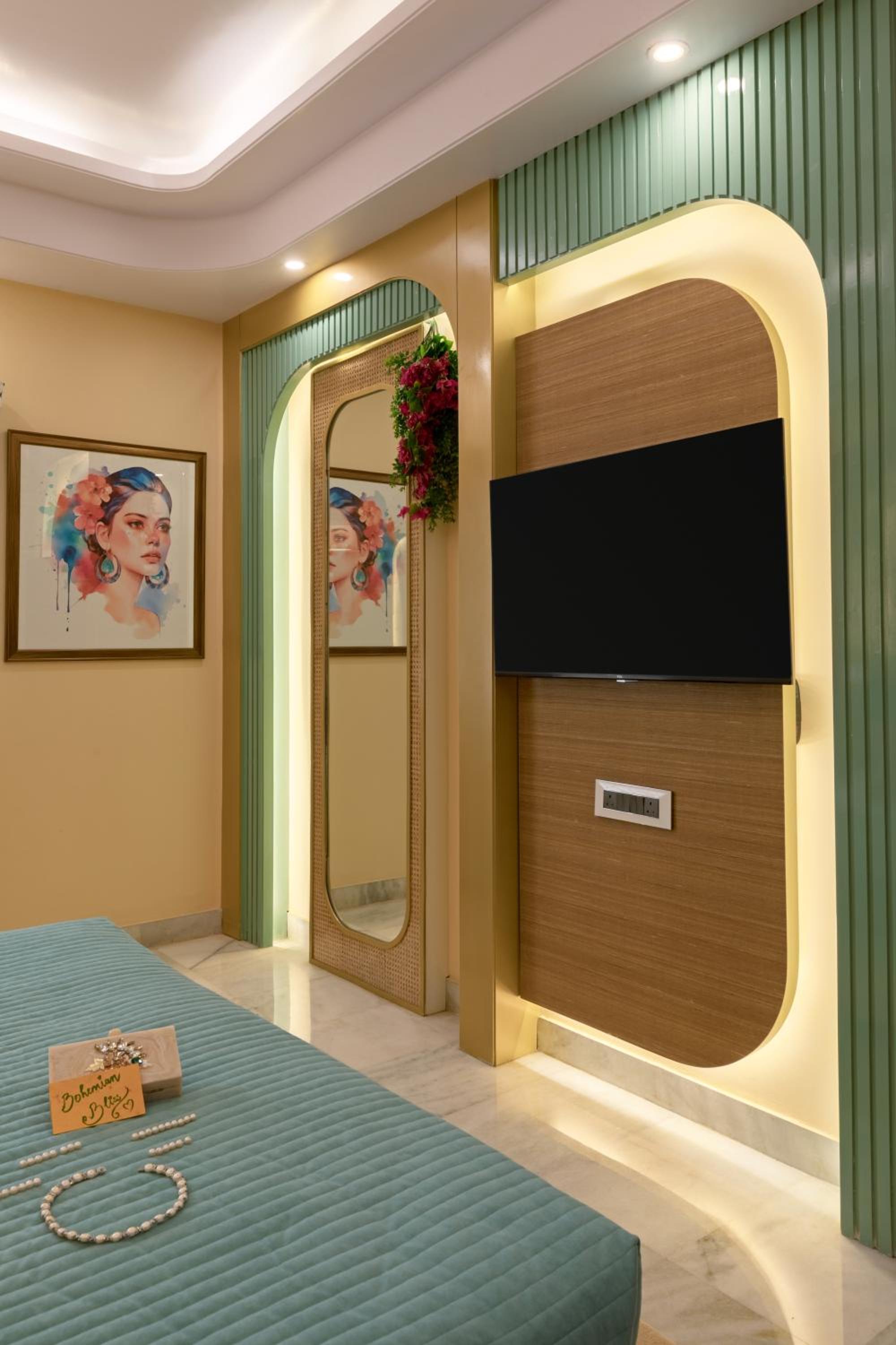 Bohemian Theme Room with Artistic Rattan décor and Designer Washroom: Enjoy 10% off on - F&B, Spa, car Hire, Complimentary Welcome Drink & Hi-Tea, Candlelight Dinner & Room Decoration Available  - Photo 16