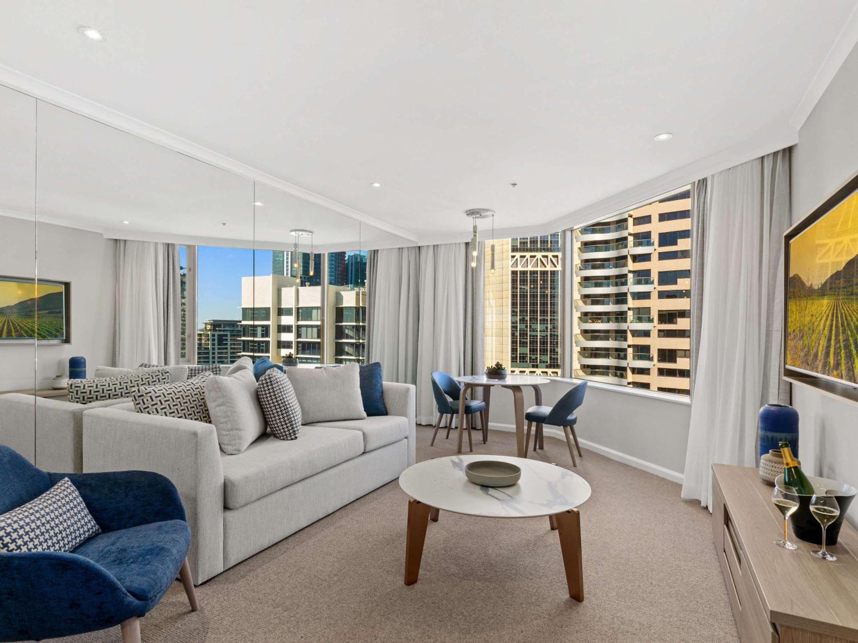 Superior One-Bedroom Apartment with City View