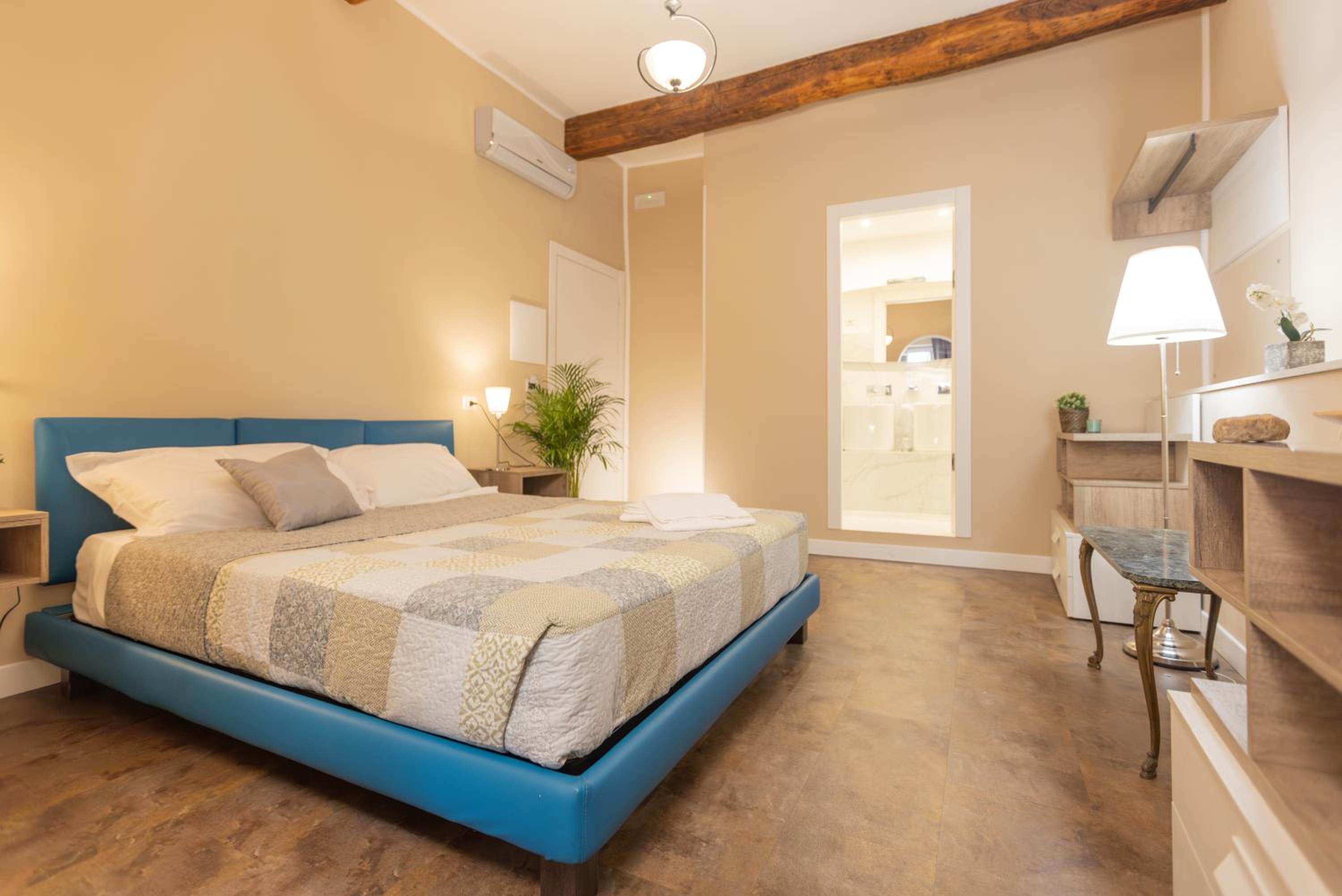 Superior Queen Room