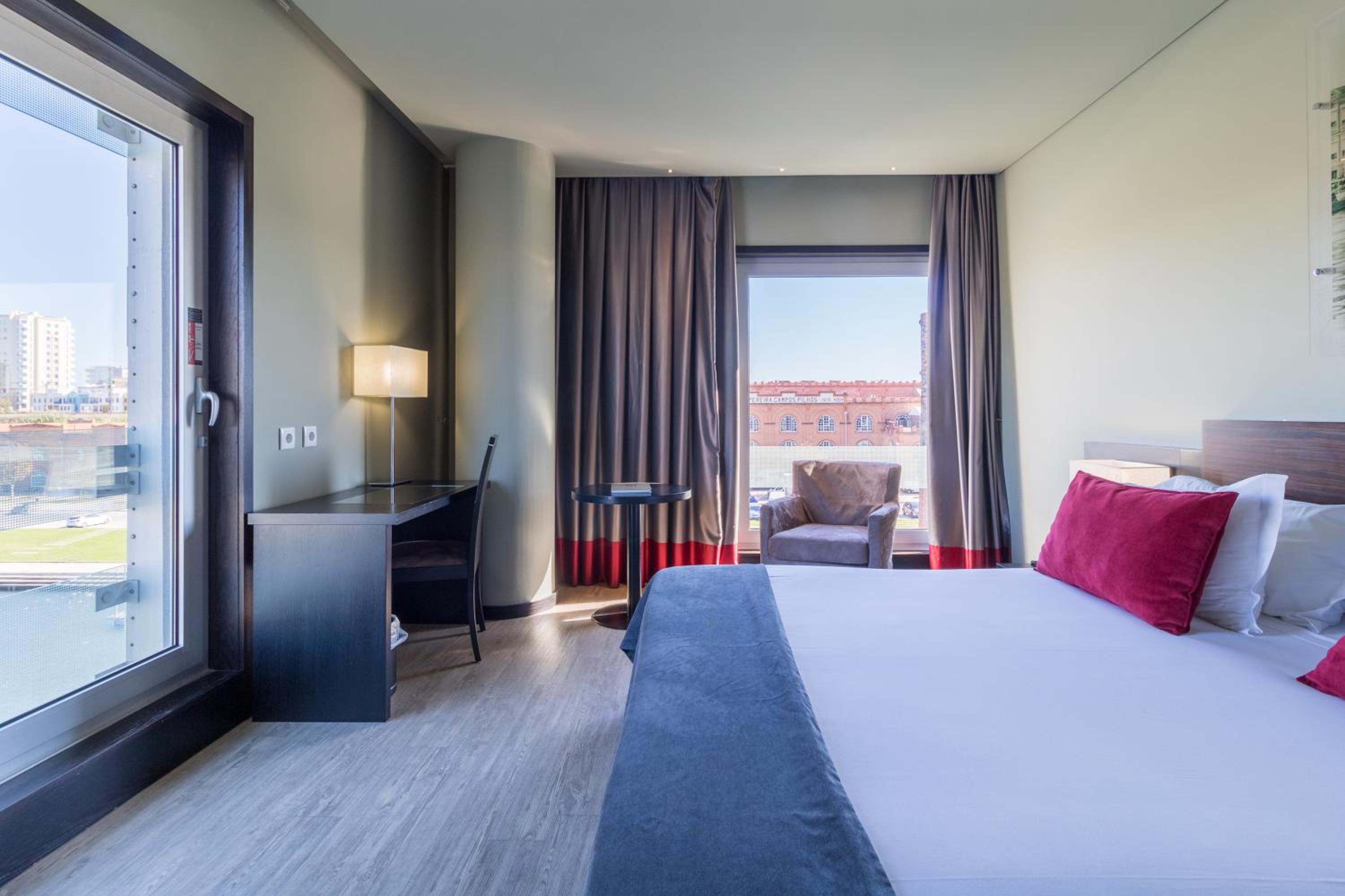 Premium Room Ria View - Photo 3