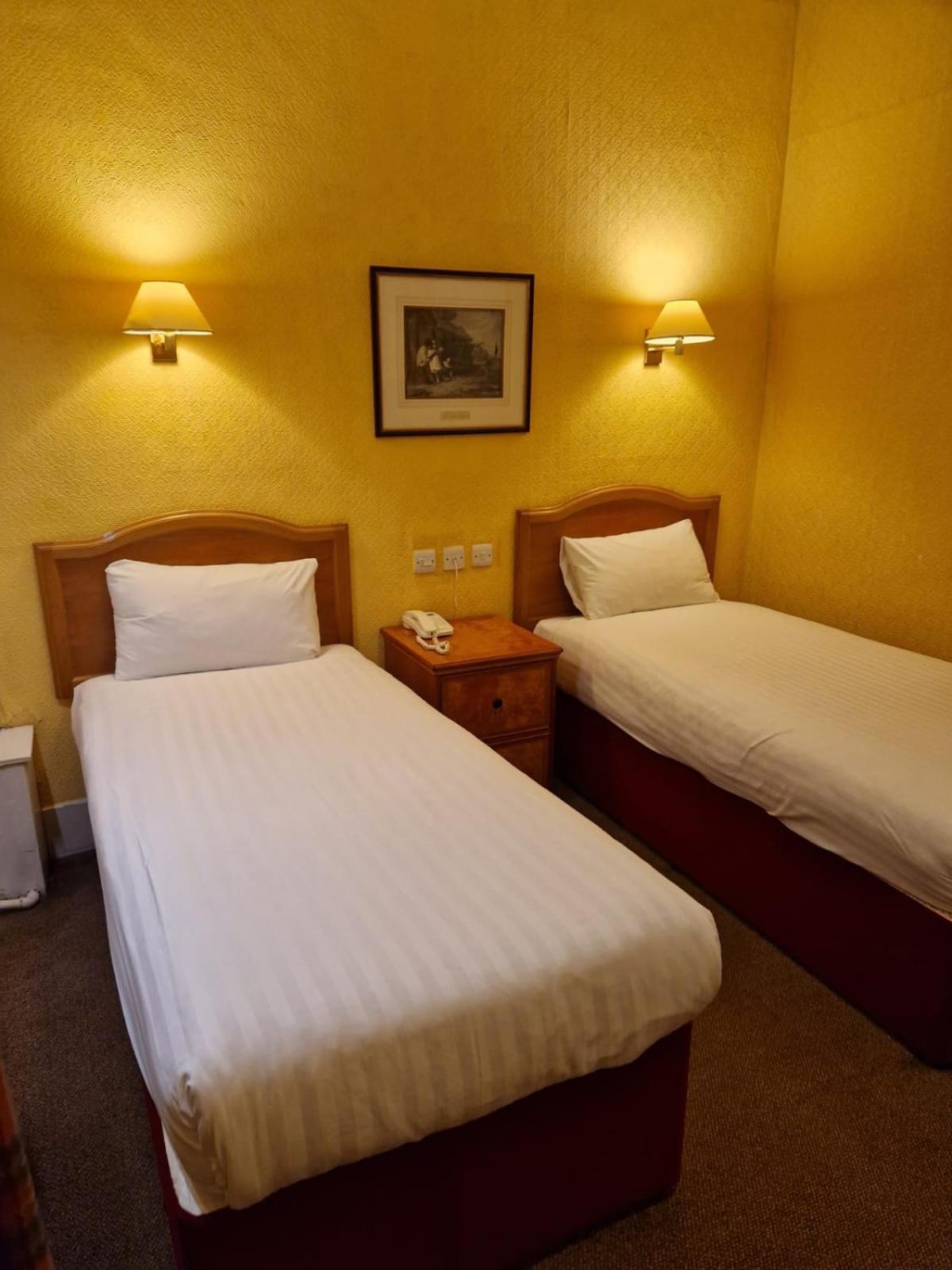 Cozy Double or Twin Room - Photo 1