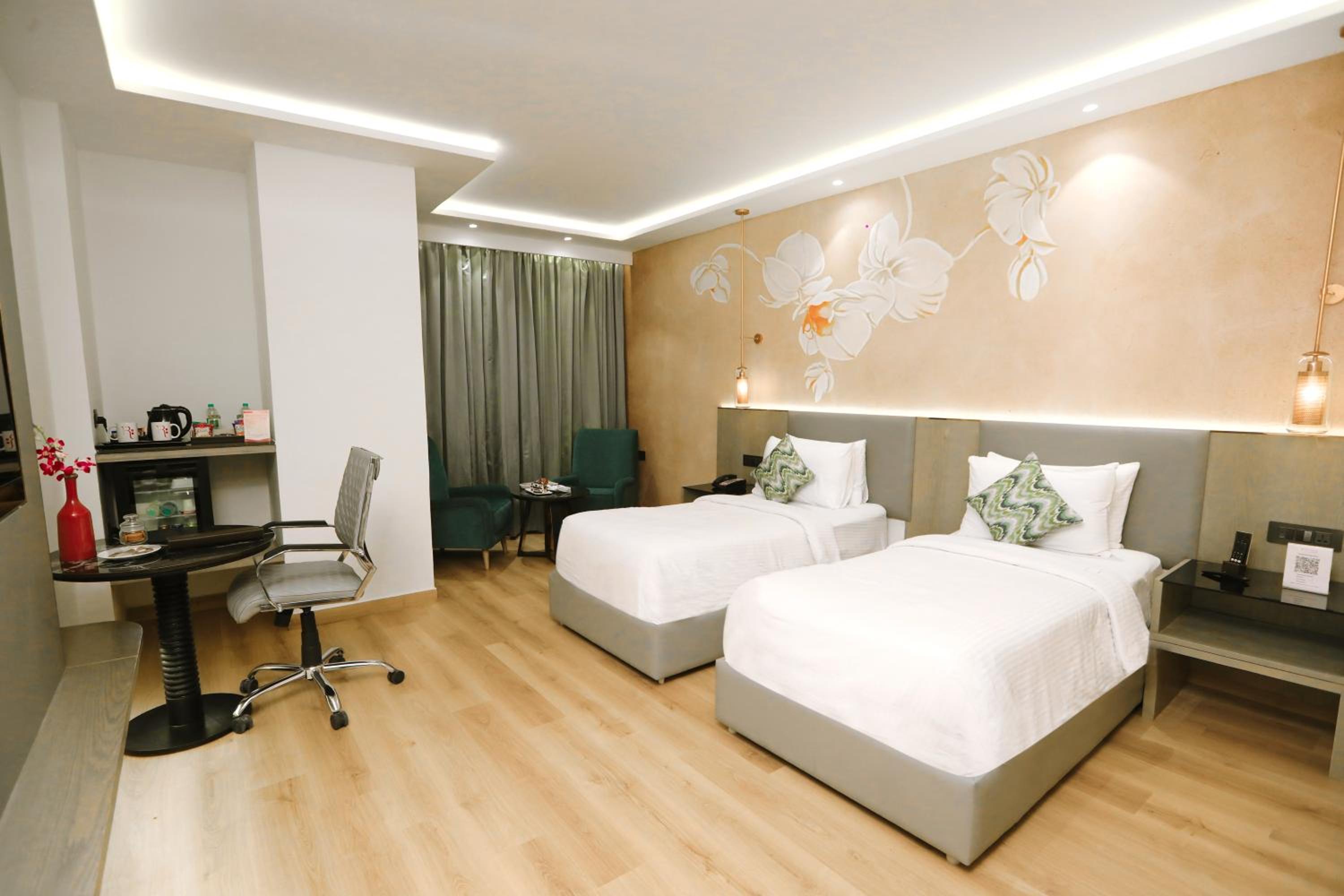 Executive Twin Room - Enjoy Happy Hour 1+1 mocktail Timing - 11 am - 7 Pm photo 1