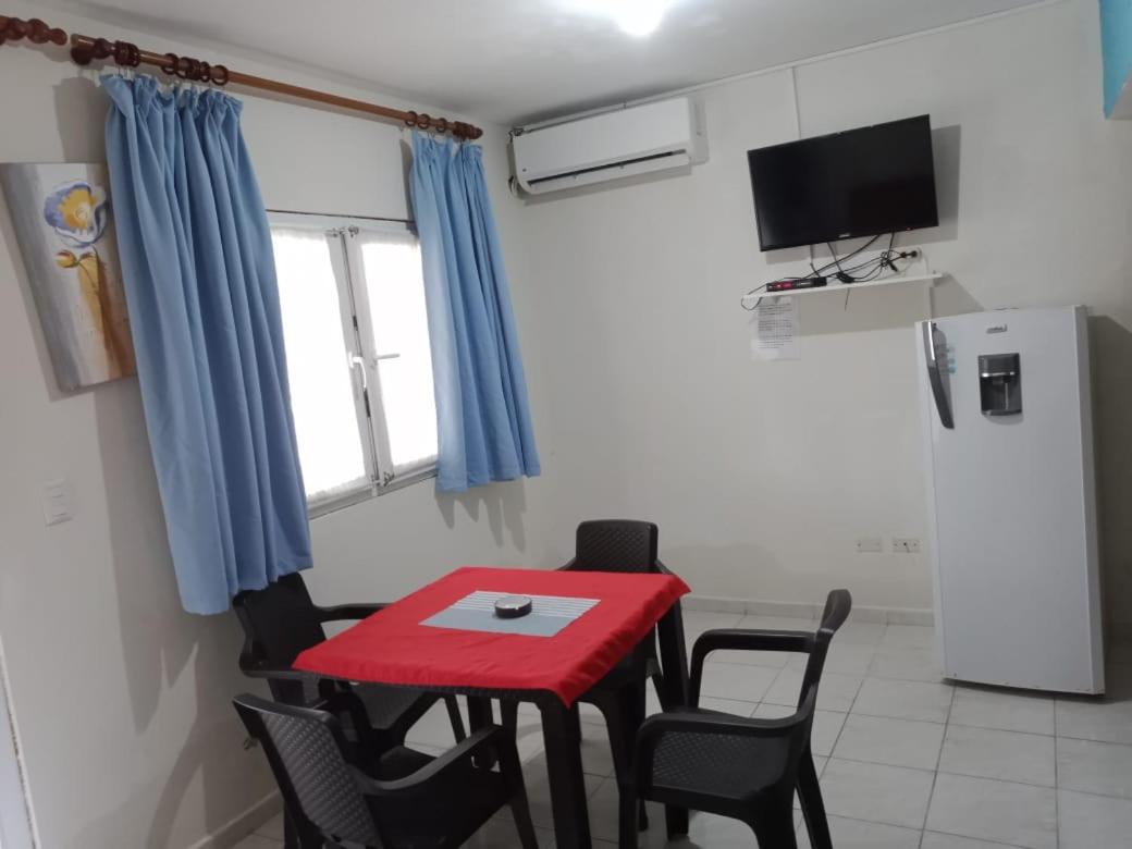 One-Bedroom Apartment (4 Adults) photo 2