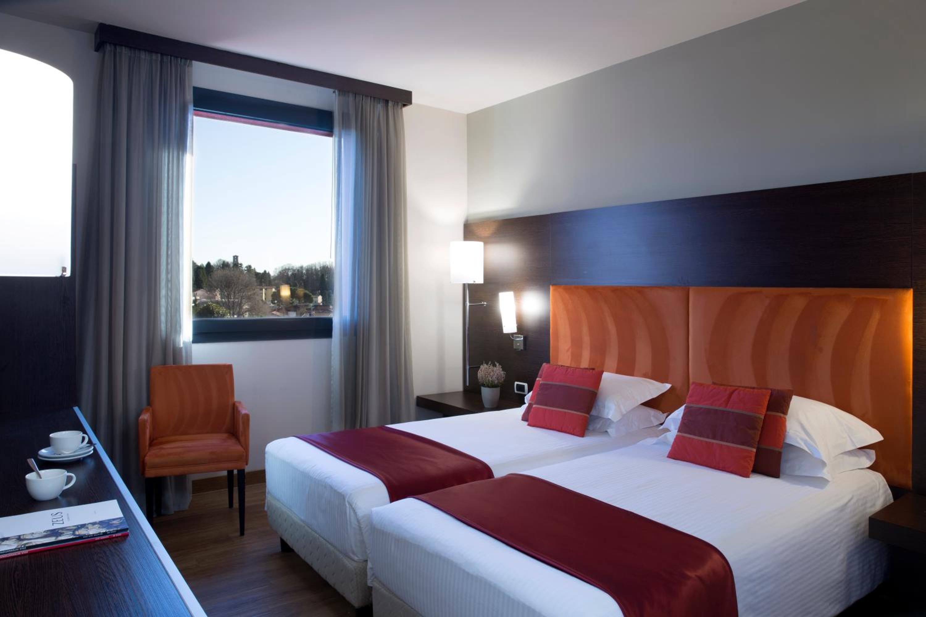 Classic King Room - Photo 2