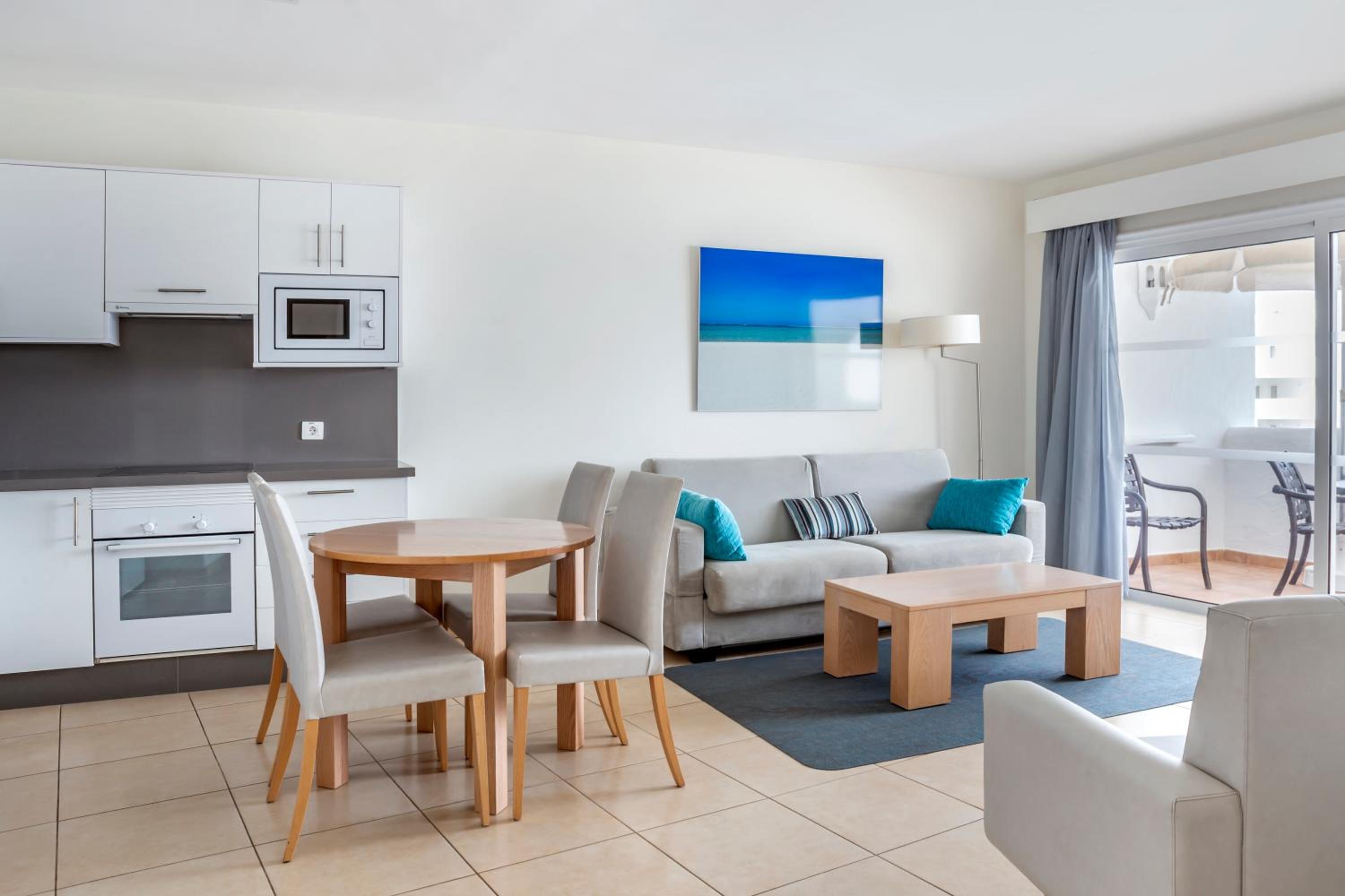 One-Bedroom Family Apartment thumbnail 6
