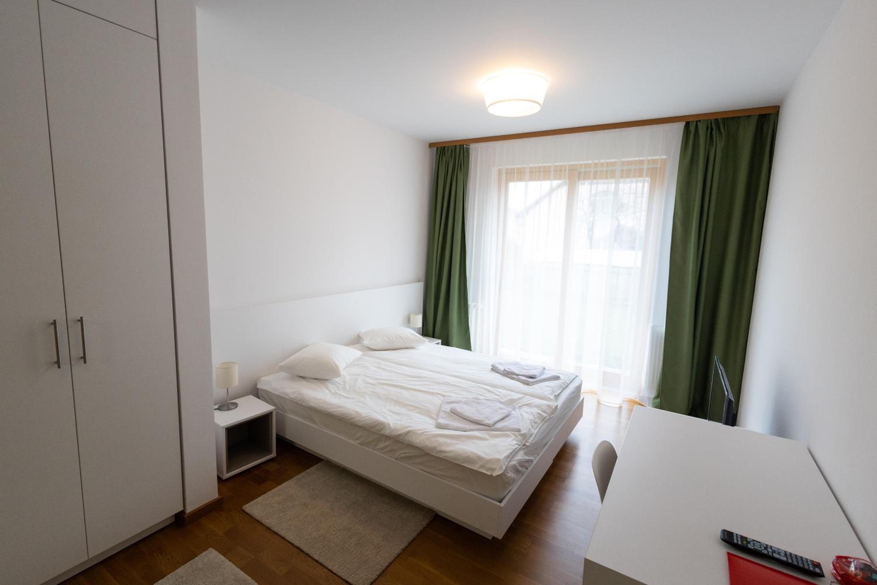Double Room - Disability Access photo 3