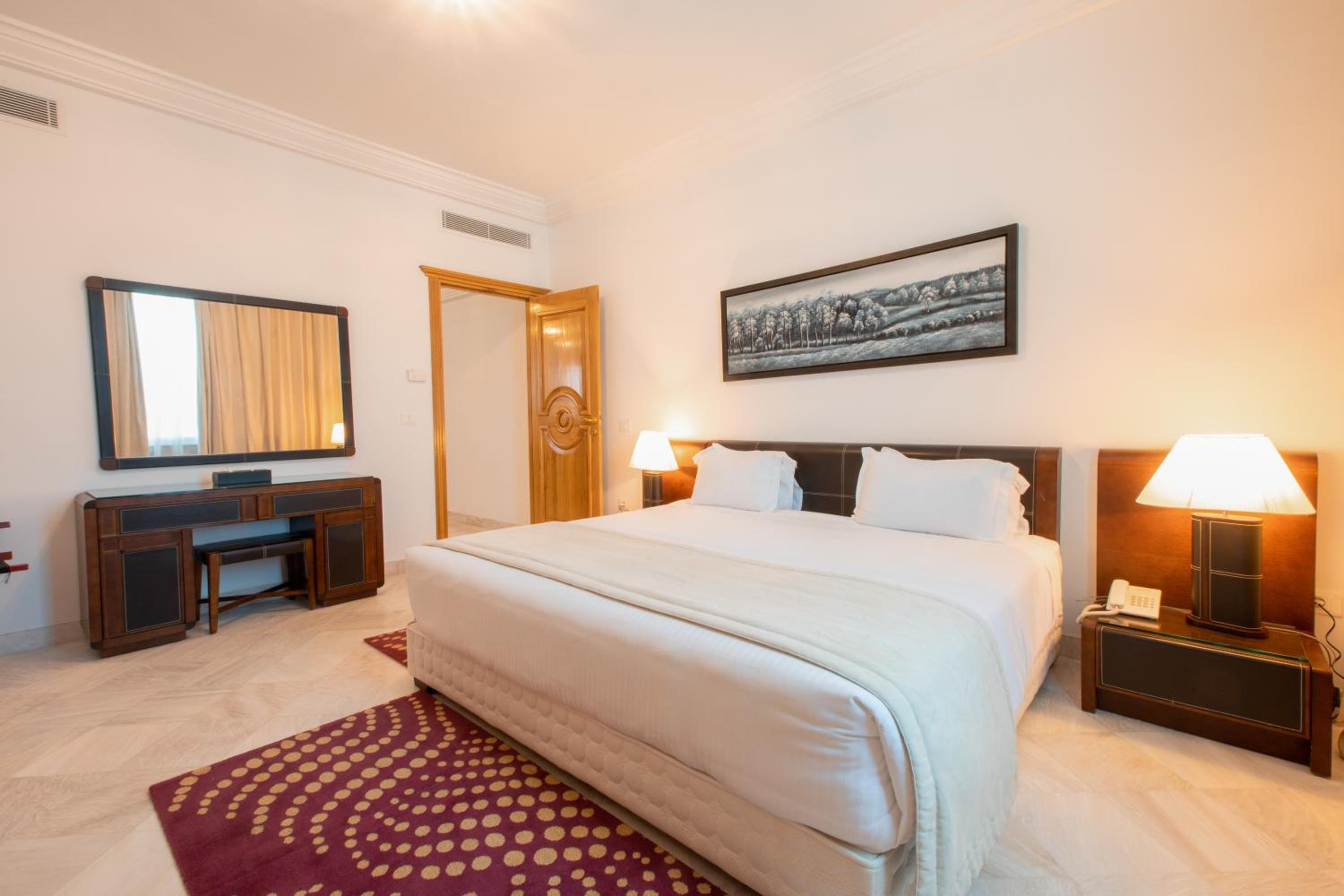 Standard Double Room - Photo 2