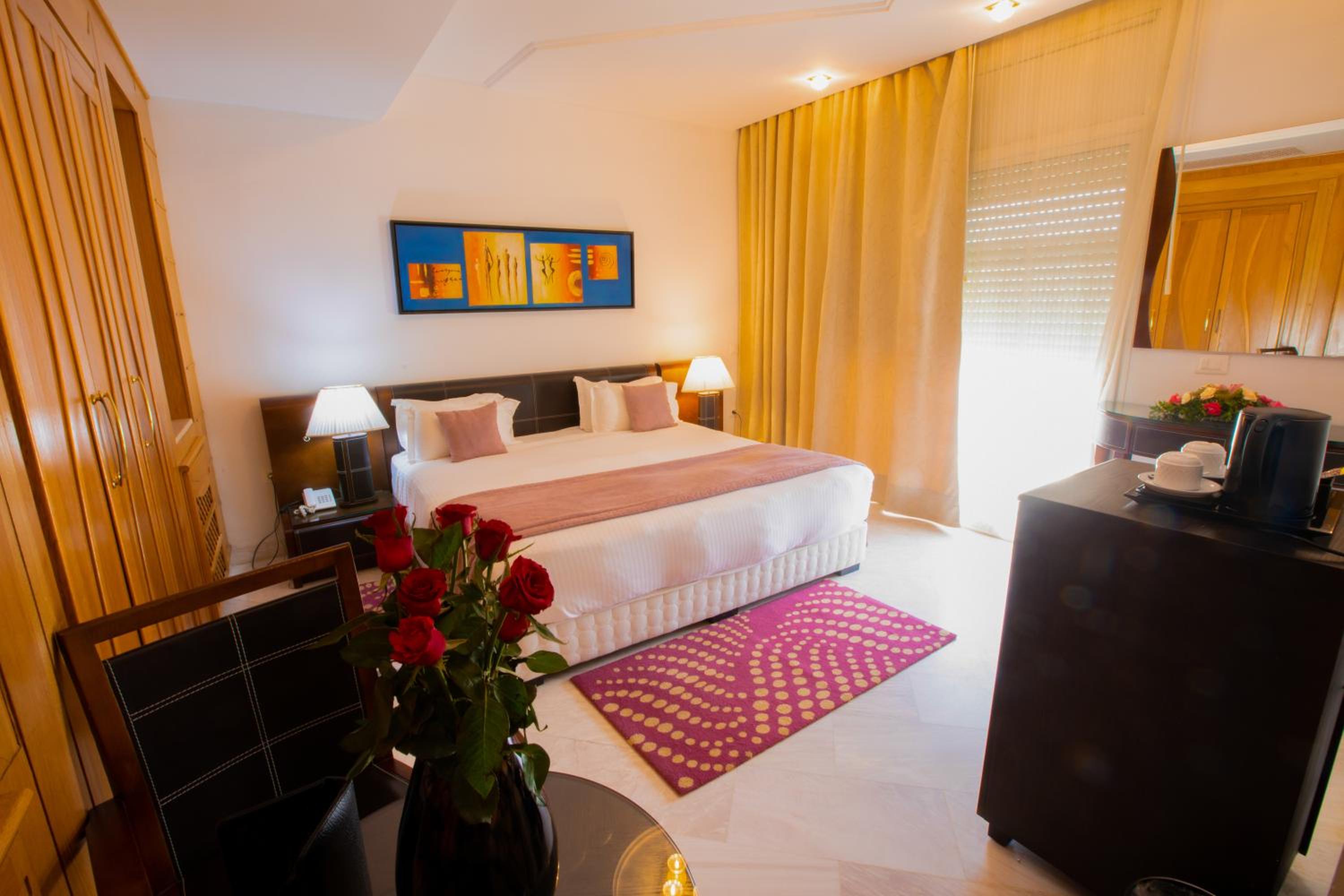 Standard Double Room - Photo 3