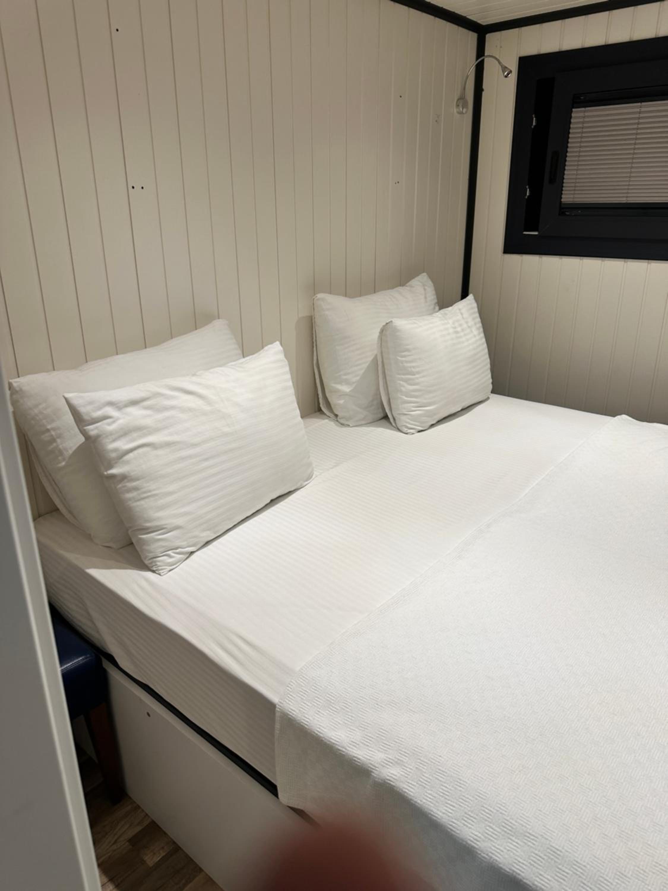 Deluxe Double or Twin Room with Garden View