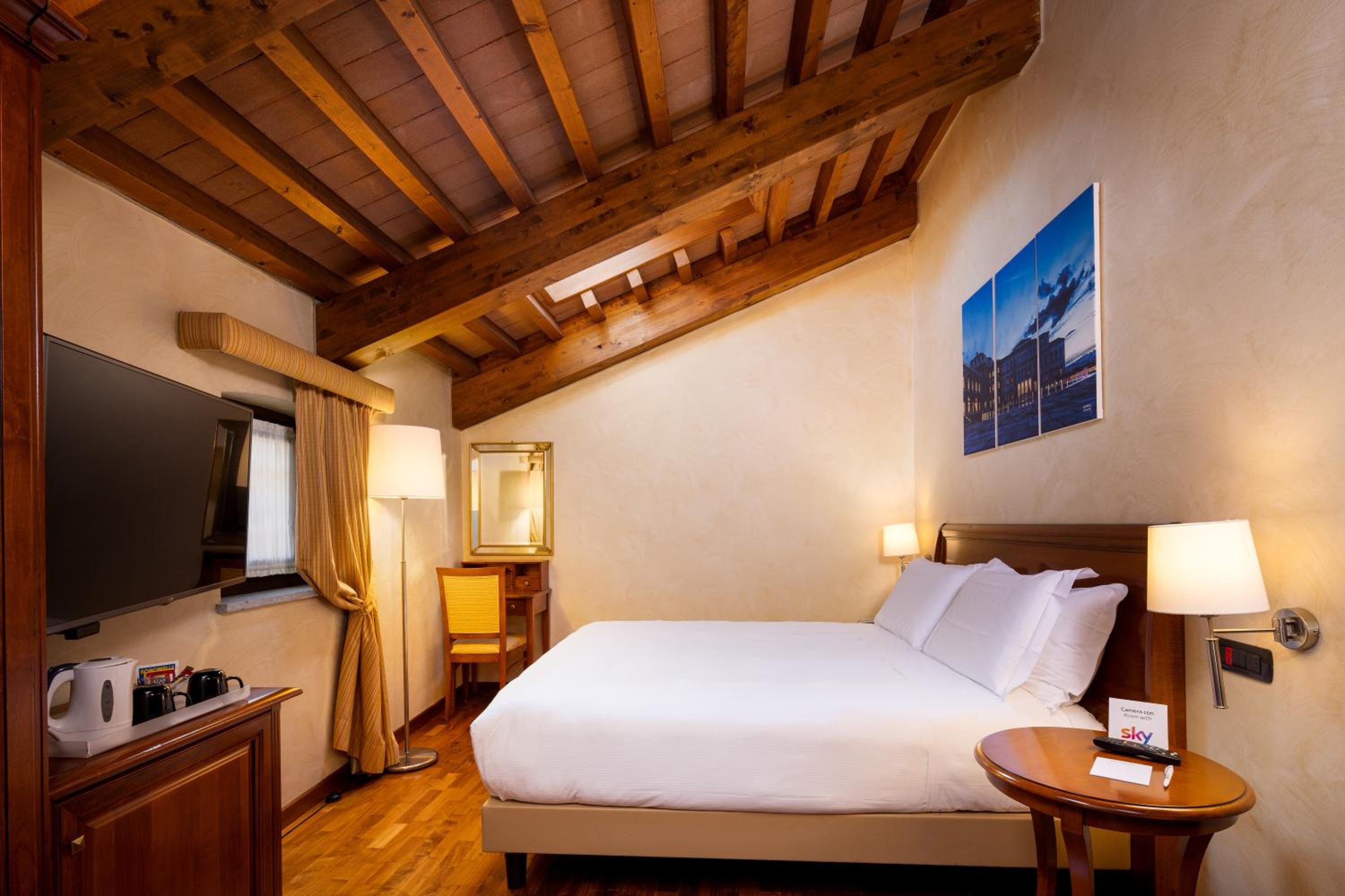 Superior Double Room - Photo 11