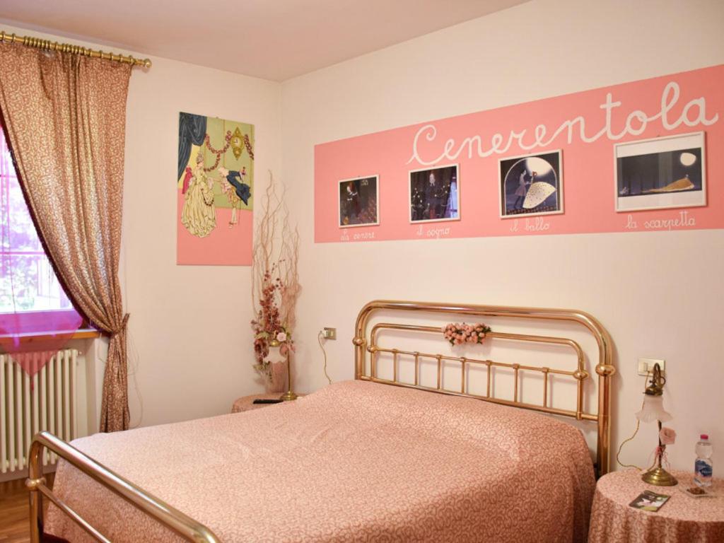 Double Room with Private External Bathroom photo 3