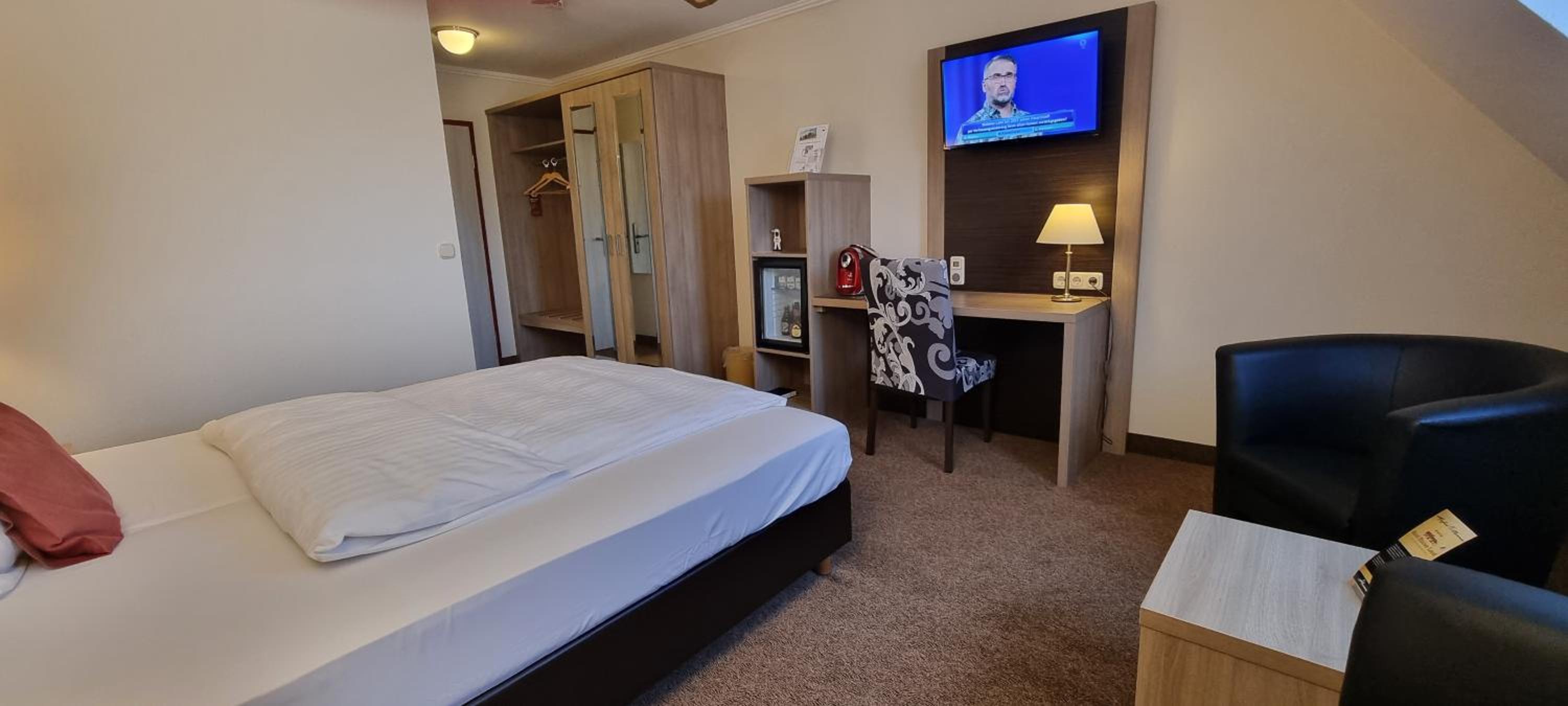 Single Room photo 2