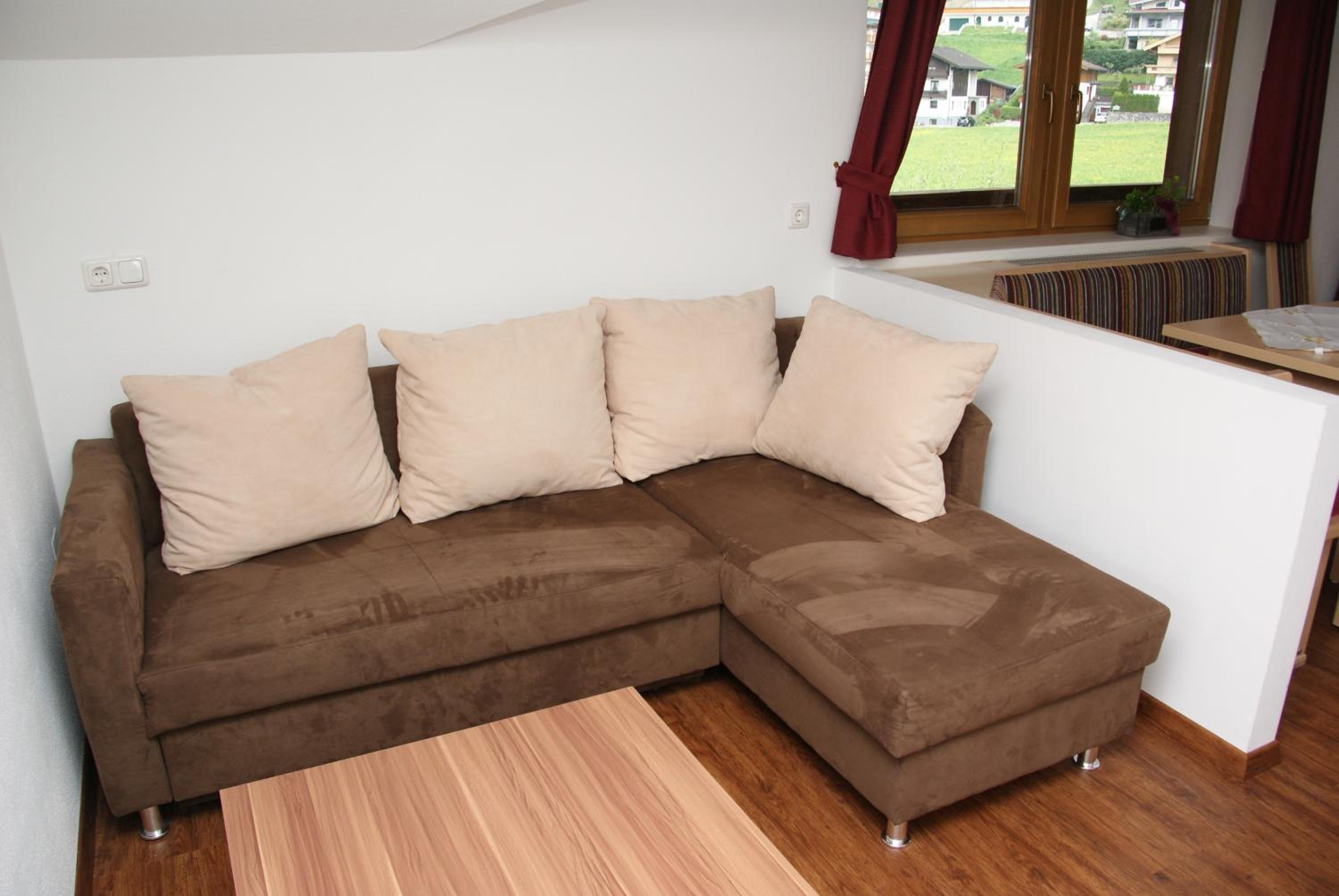 Apartment photo 1