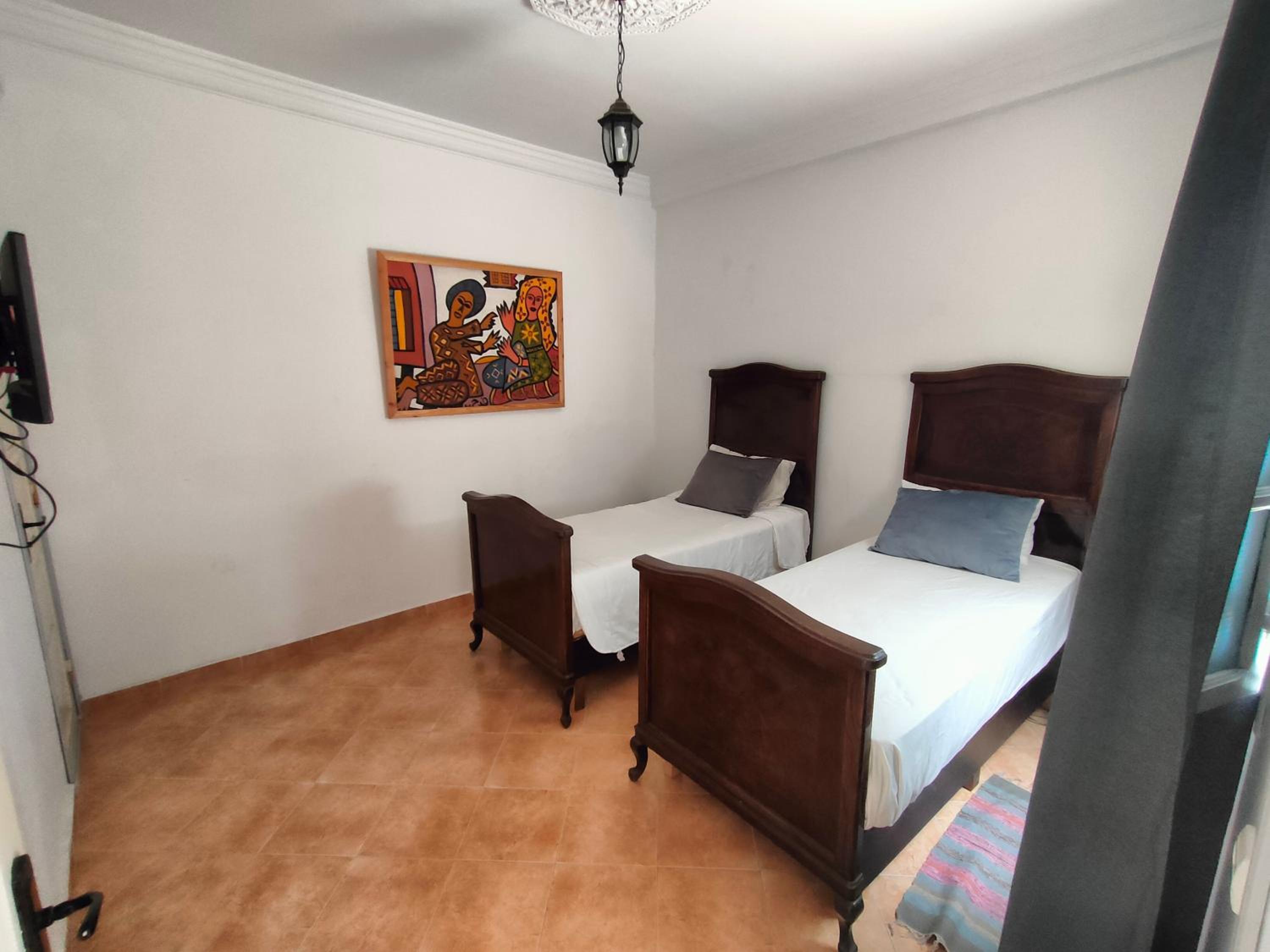 Twin Room - Photo 5