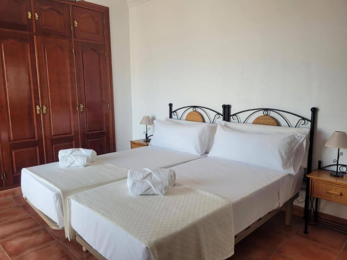 Villa de Tres Habitaciones