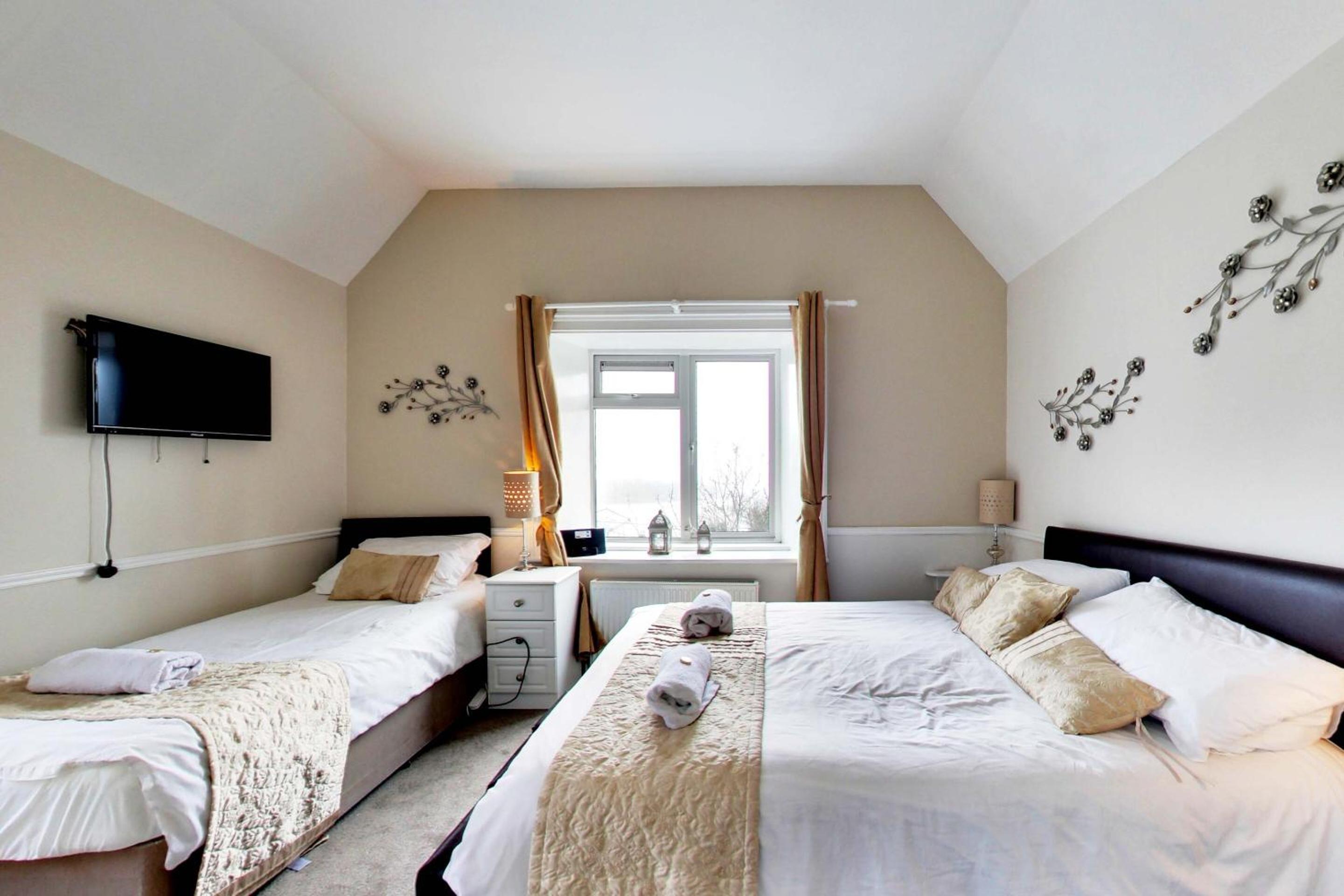 Triple Room with Shower
