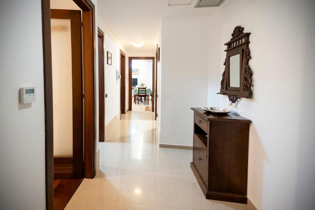 Three-Bedroom Apartment photo 2