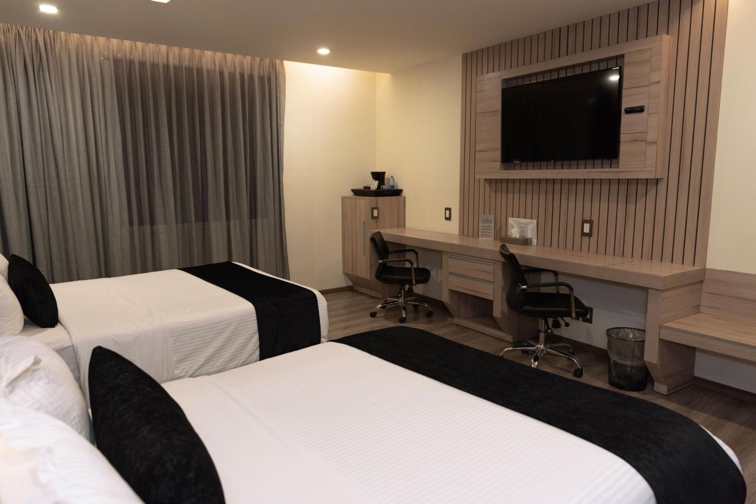 Queen Double Room - Photo 6
