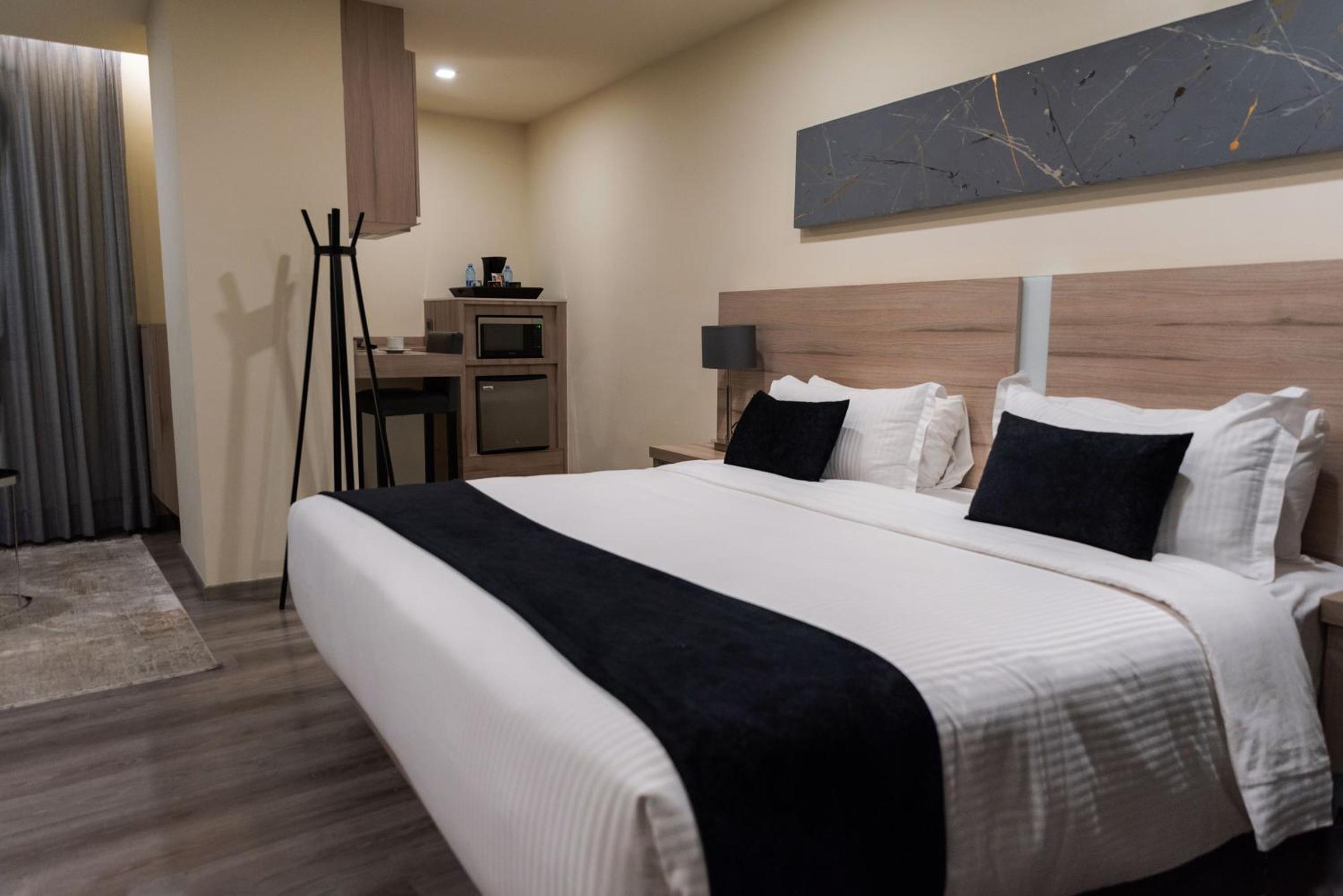 Superior Standard Room - Photo 8