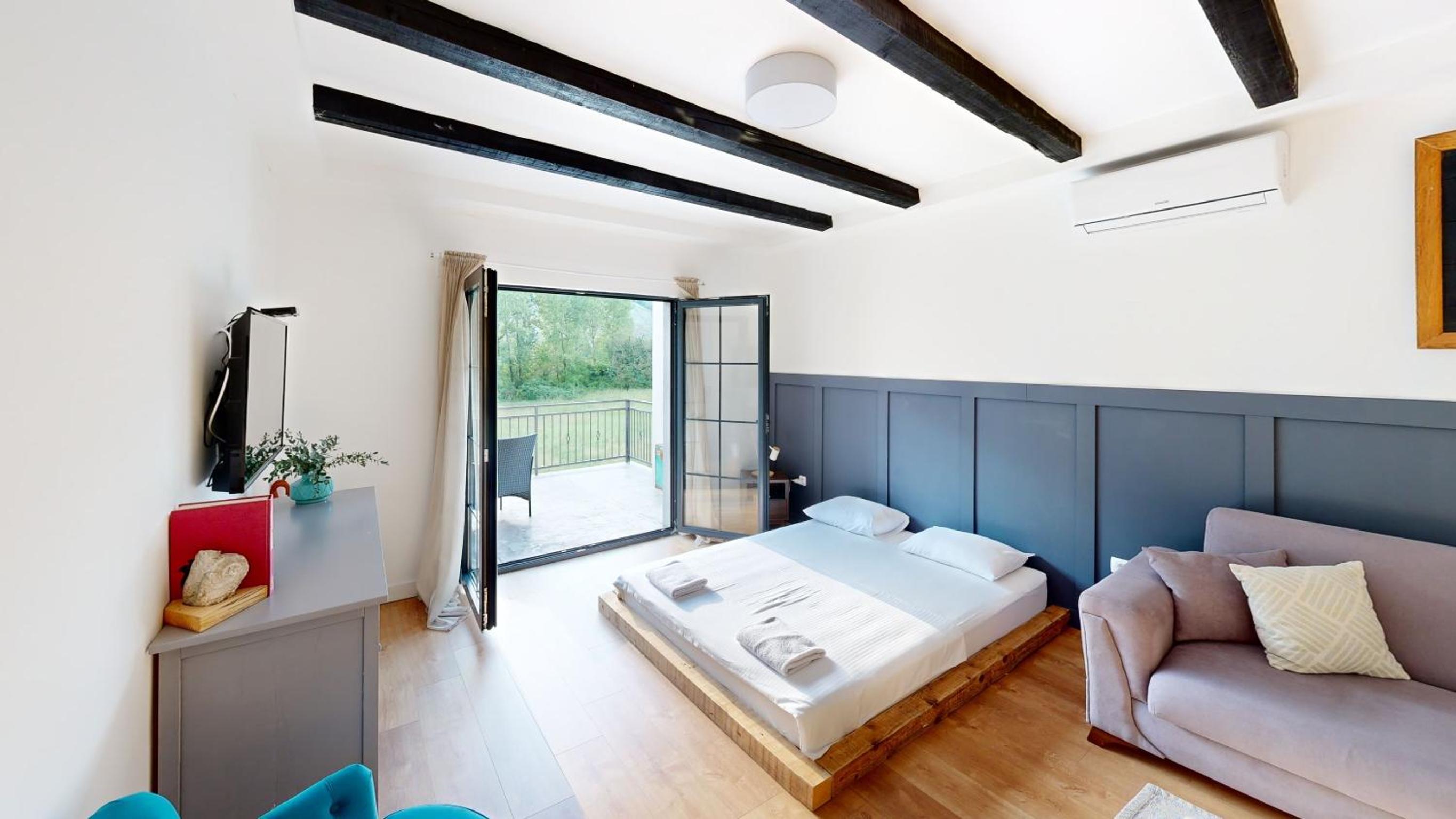 Suite with Balcony photo 3
